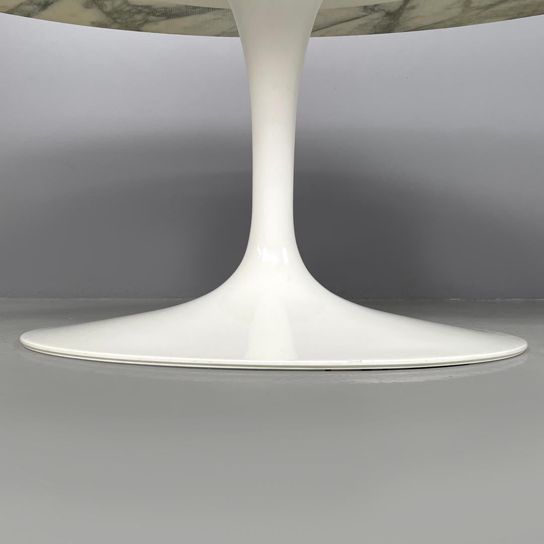 Italian postmodern white marble dining table Tulip Eero Saarinen for Knoll, 2015 For Sale 11