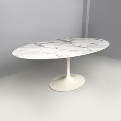 Italian postmodern white marble dining table Tulip Eero Saarinen for Knoll, 2015