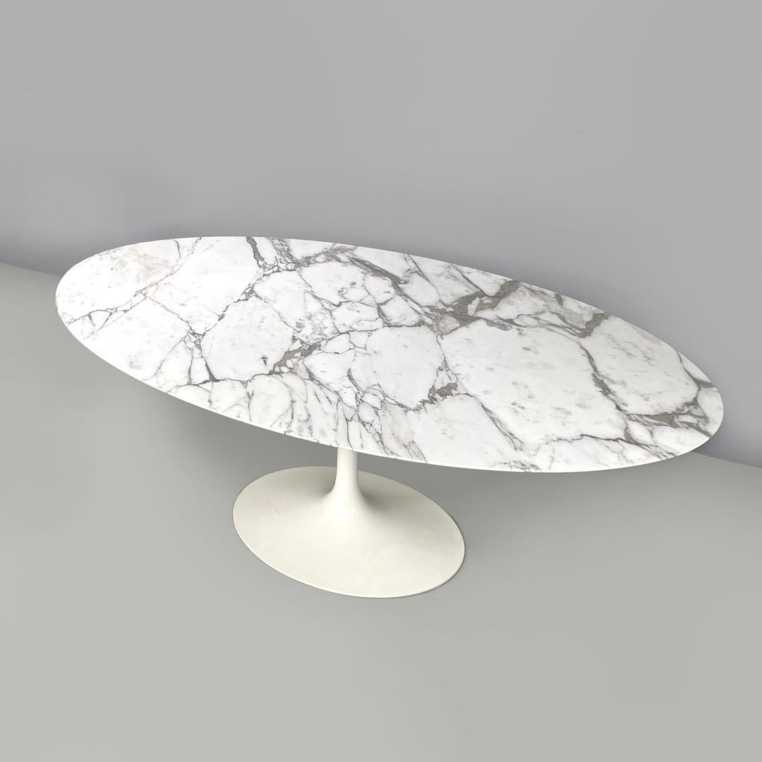 Contemporary Italian postmodern white marble dining table Tulip Eero Saarinen for Knoll, 2015 For Sale