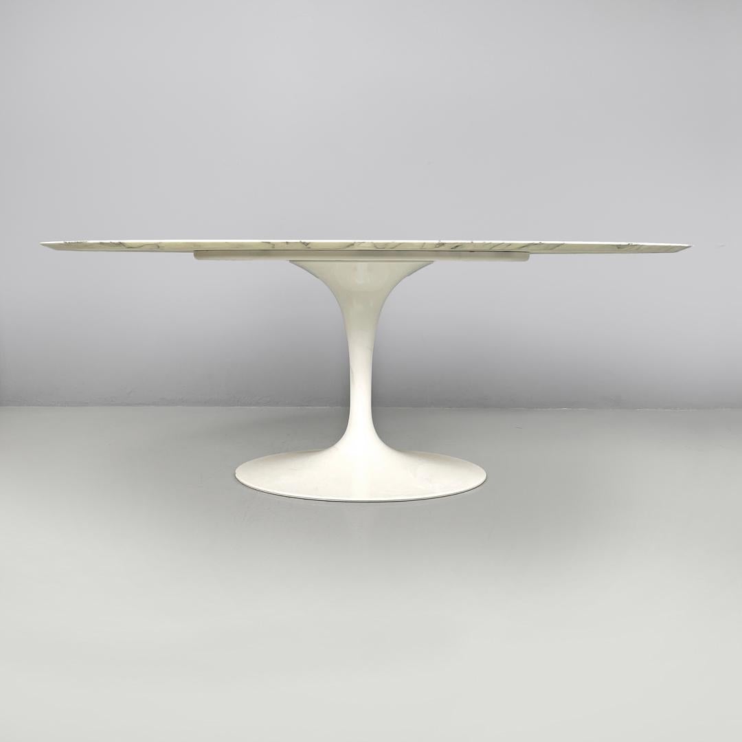 Italian postmodern white marble dining table Tulip Eero Saarinen for Knoll, 2015 For Sale 1