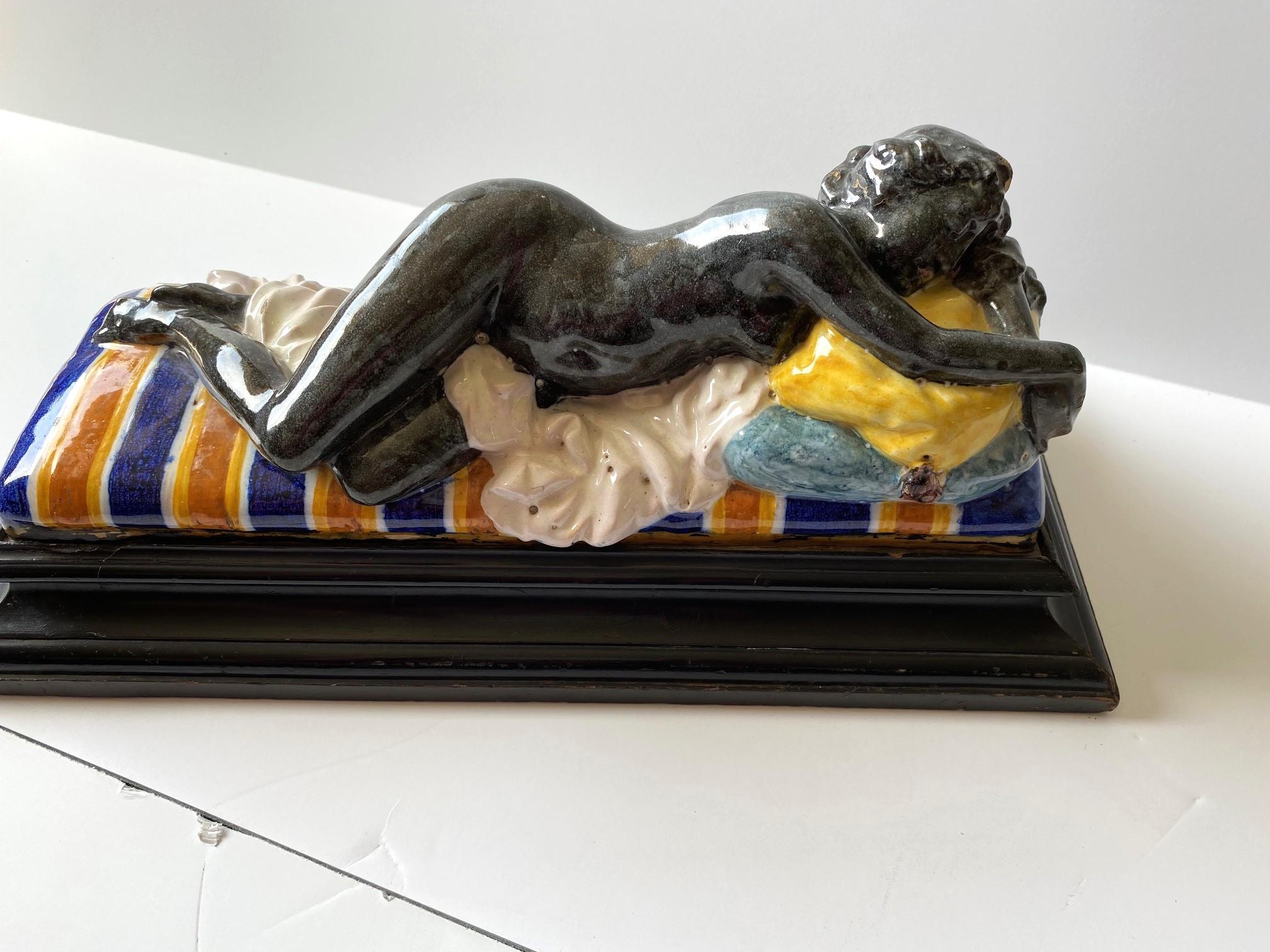 Terracotta Ceramiche italiane  Di A  Signora nuda in vendita