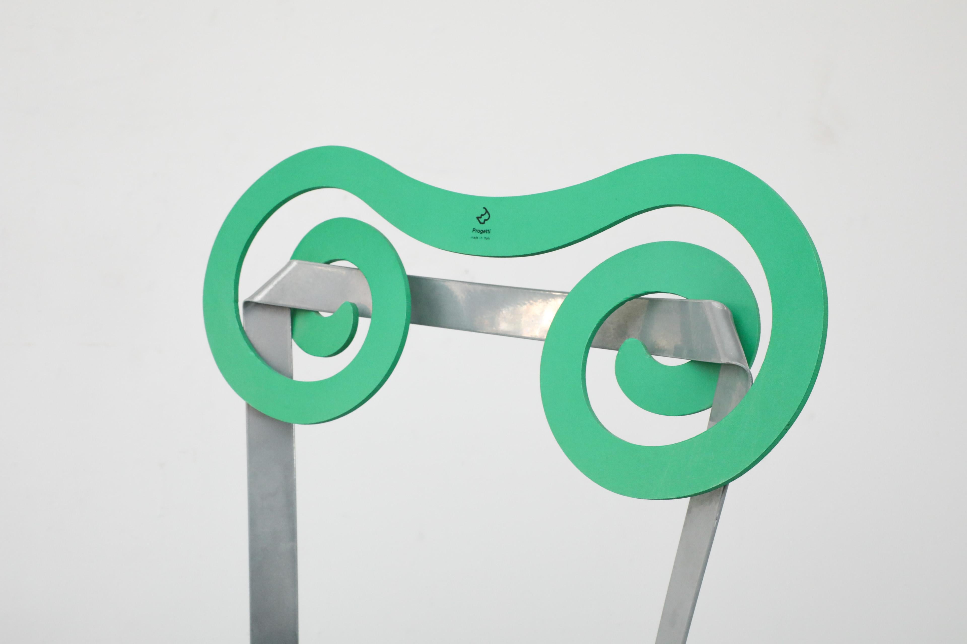 Ensemble de table et chaises italienne de style Memphis Progetti en vente 6