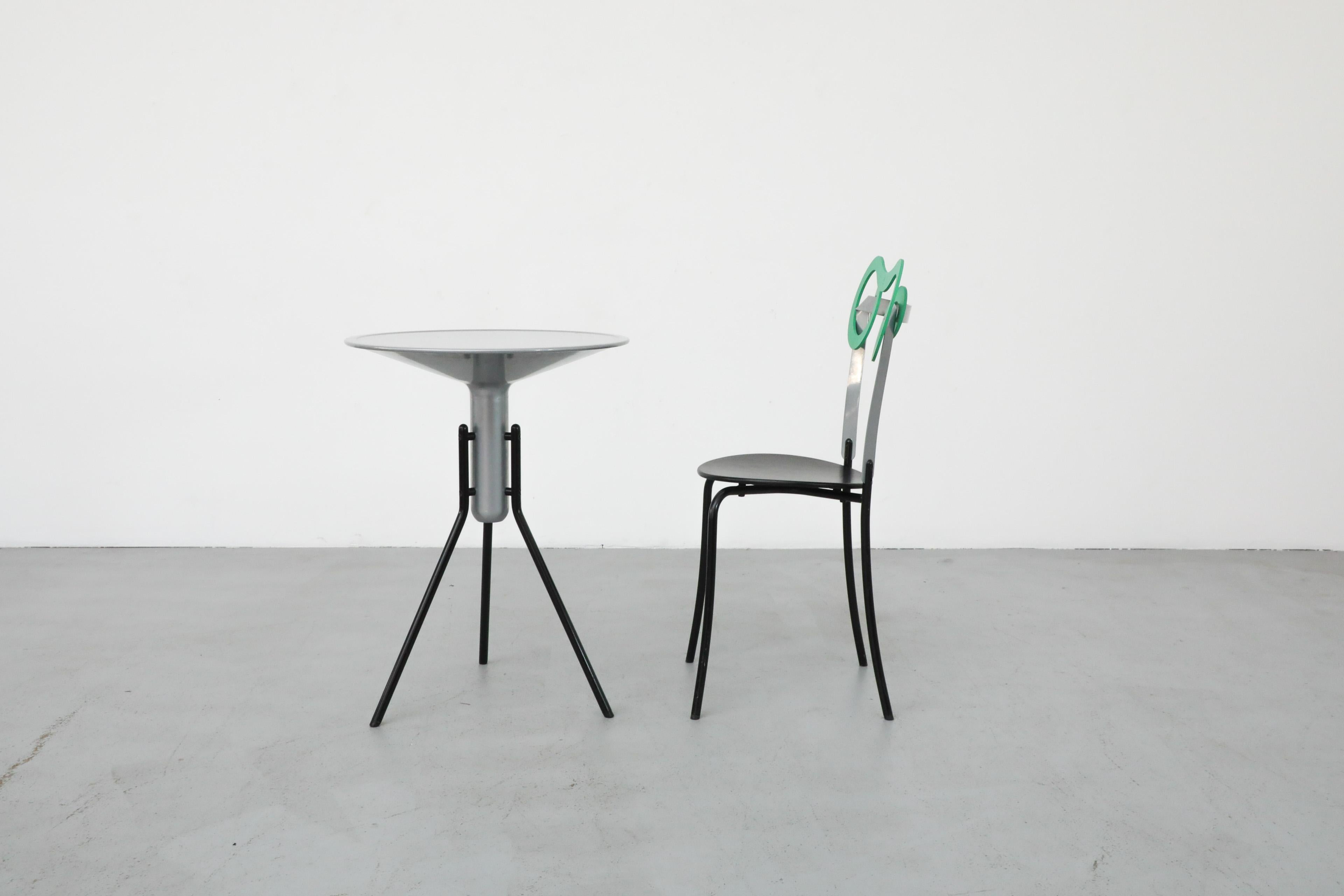 Fin du 20e siècle Ensemble de table et chaises italienne de style Memphis Progetti en vente