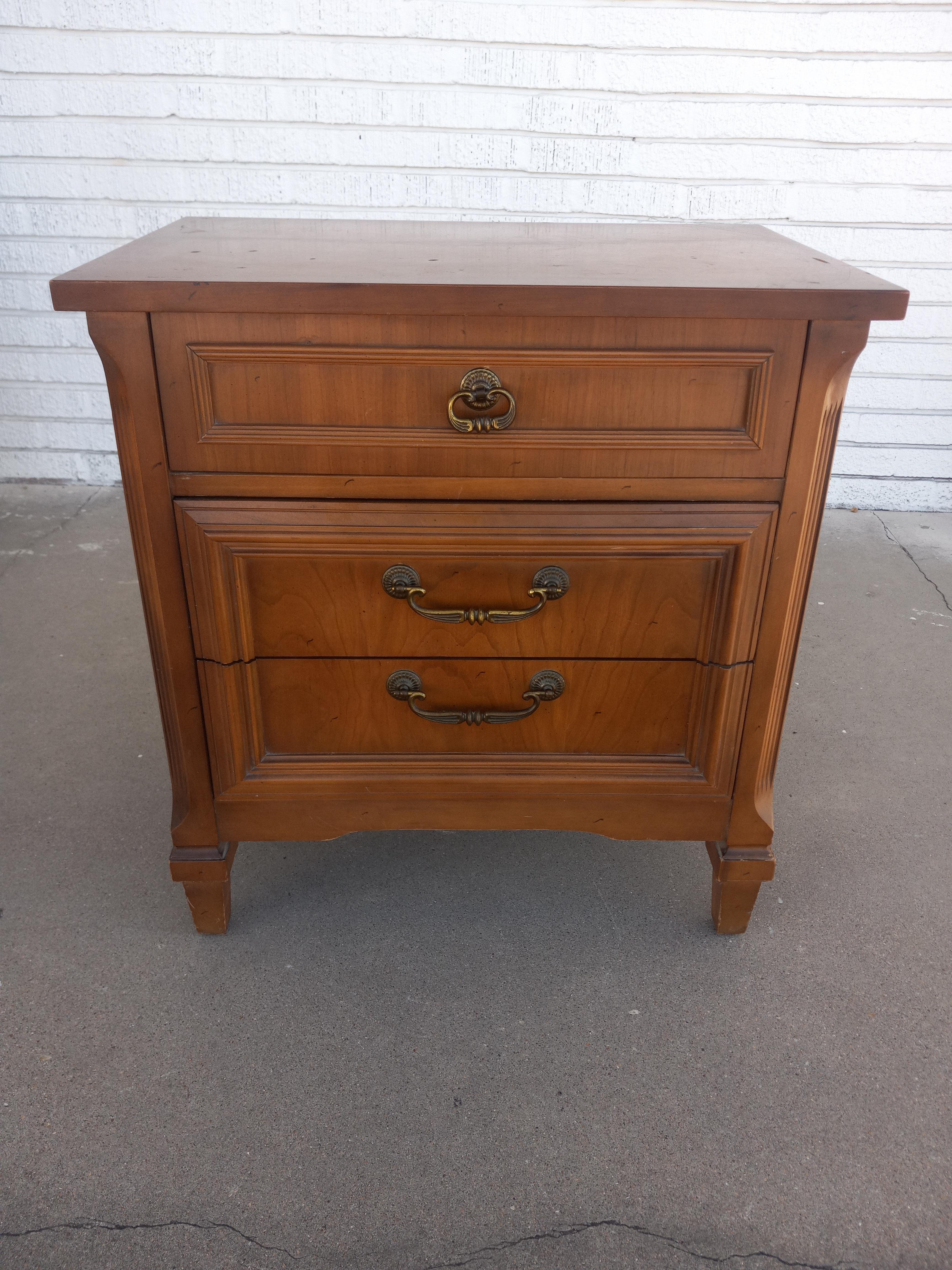 20th Century Vintage Walnut French Provincial 3 Drawer Chest For Sale