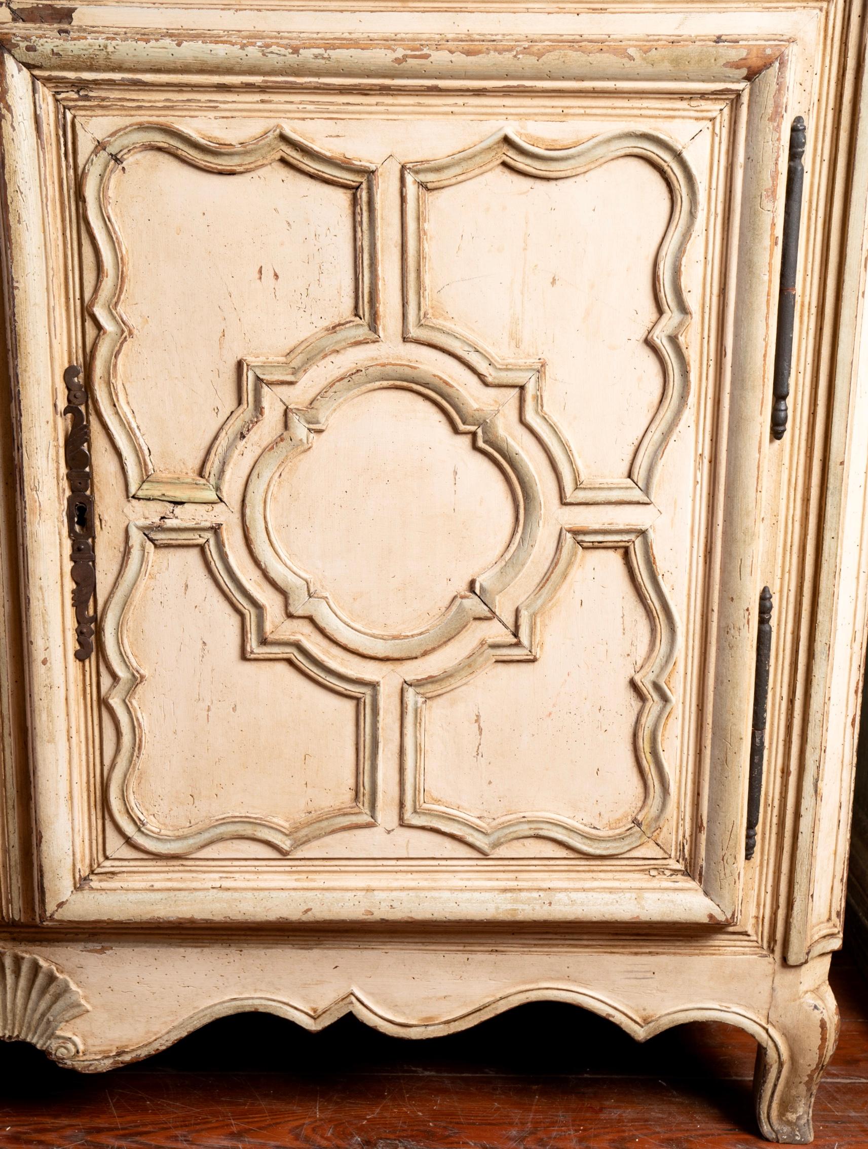 Beautifully carved and painted Tuscan buffet.