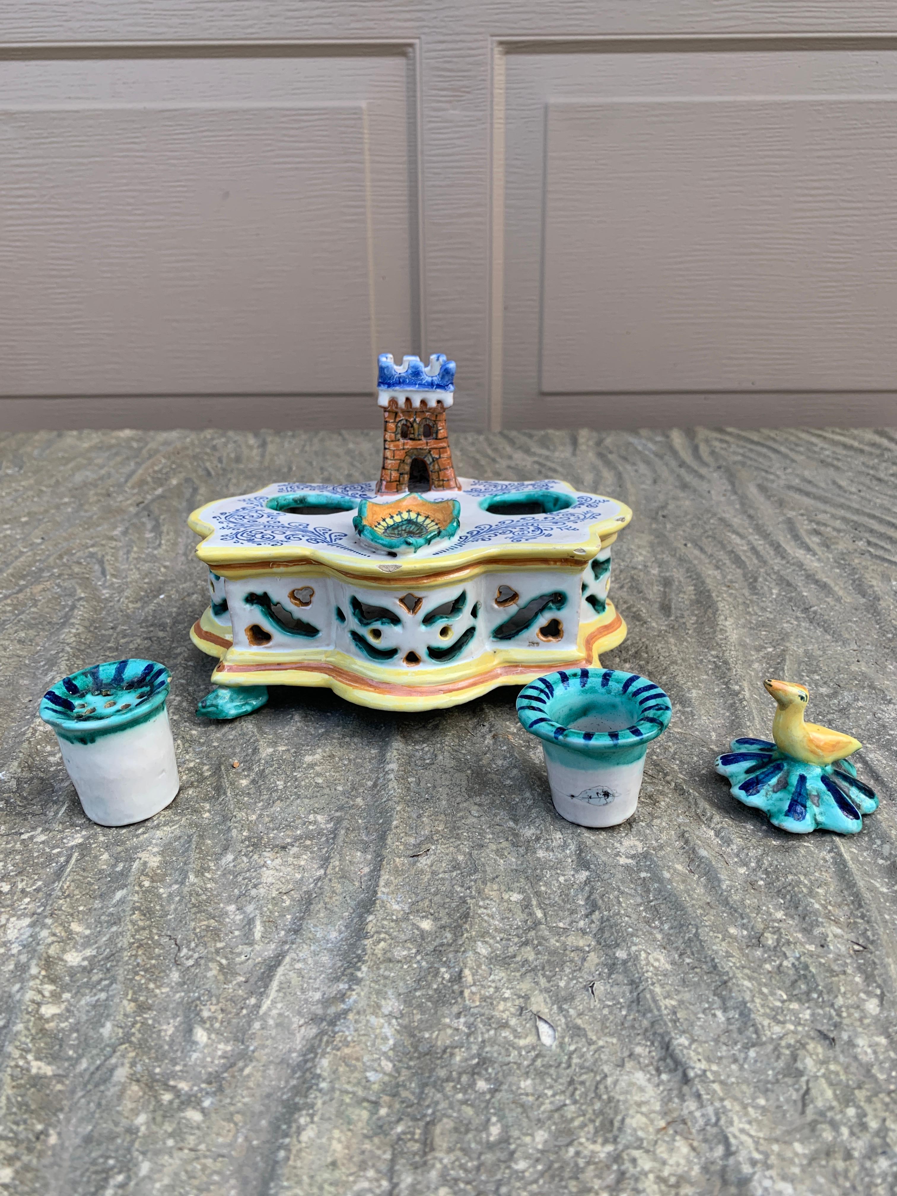 Italian Provincial Deruta Hand Painted Allegorical Faience Inkwell For Sale 8
