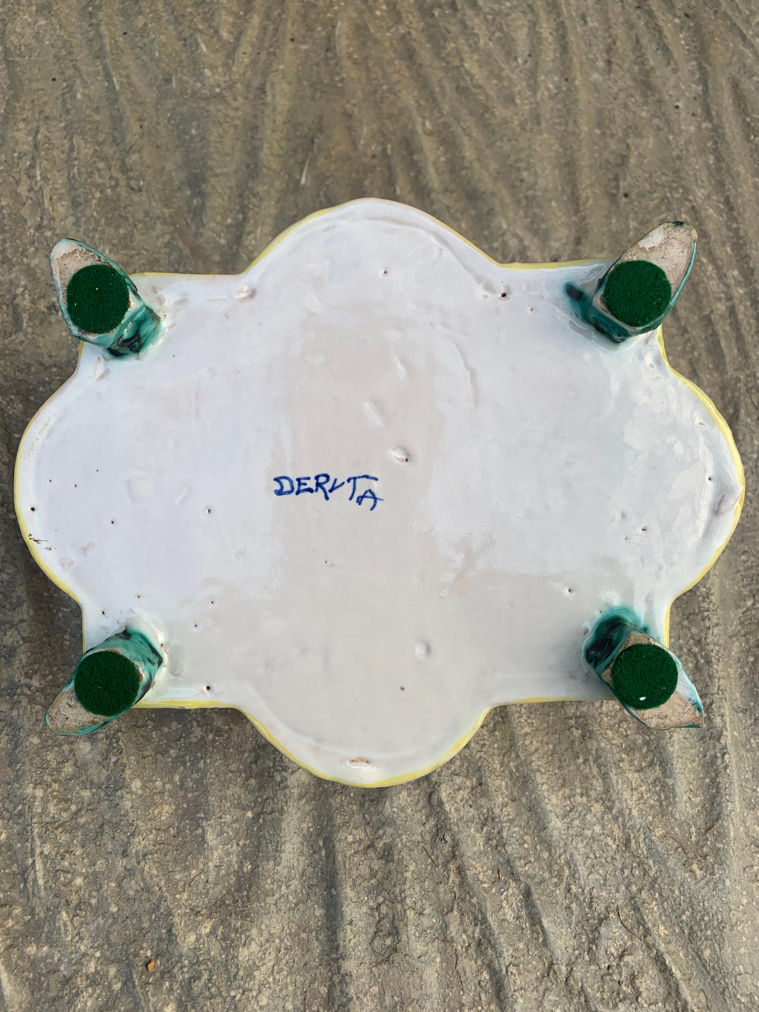 Italian Provincial Deruta Hand Painted Allegorical Faience Inkwell For Sale 9