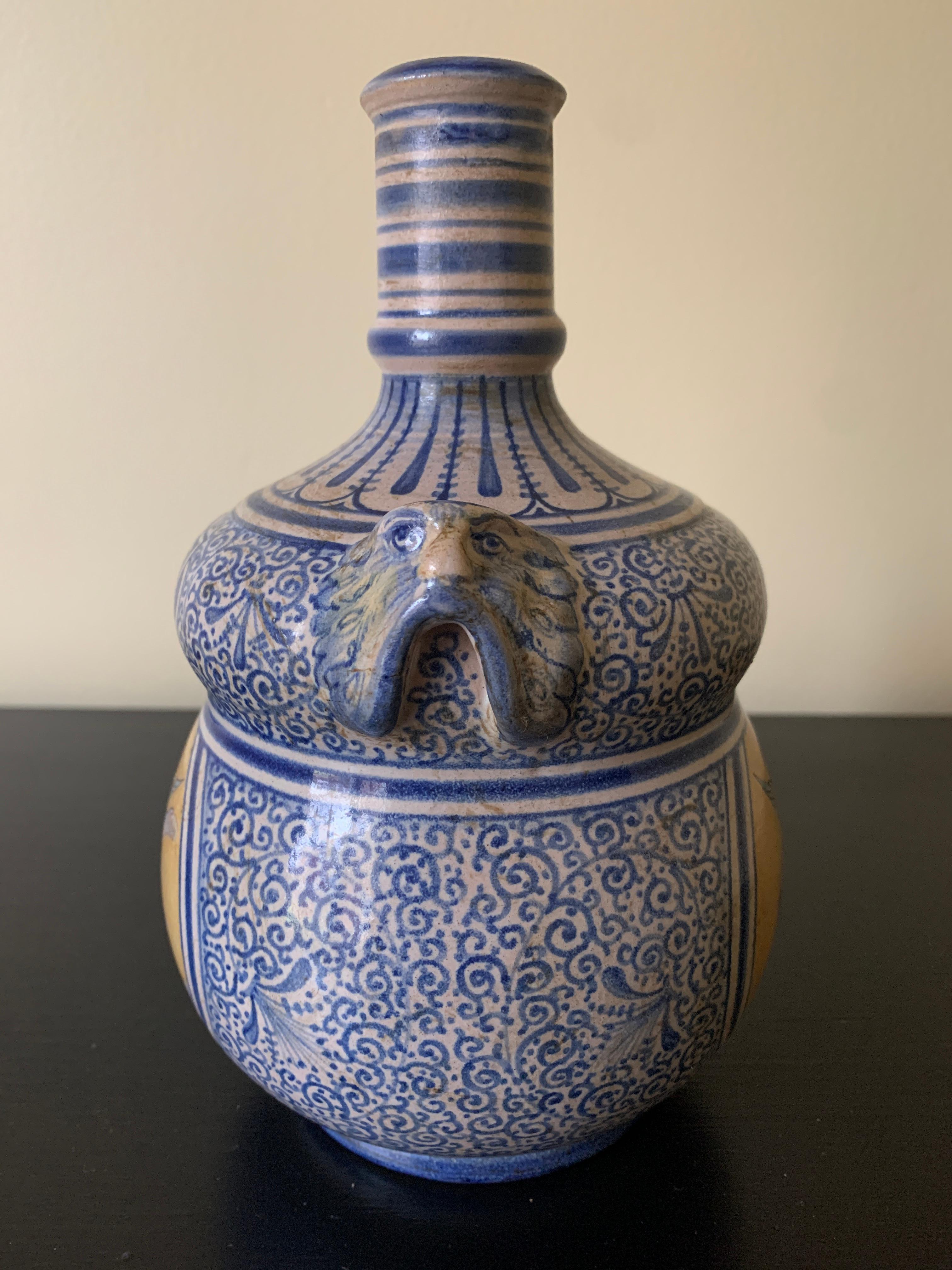 Italienische Provinz Deruta Hand gemalt Fayence Allegorical Keramik Krug Vase im Angebot 6