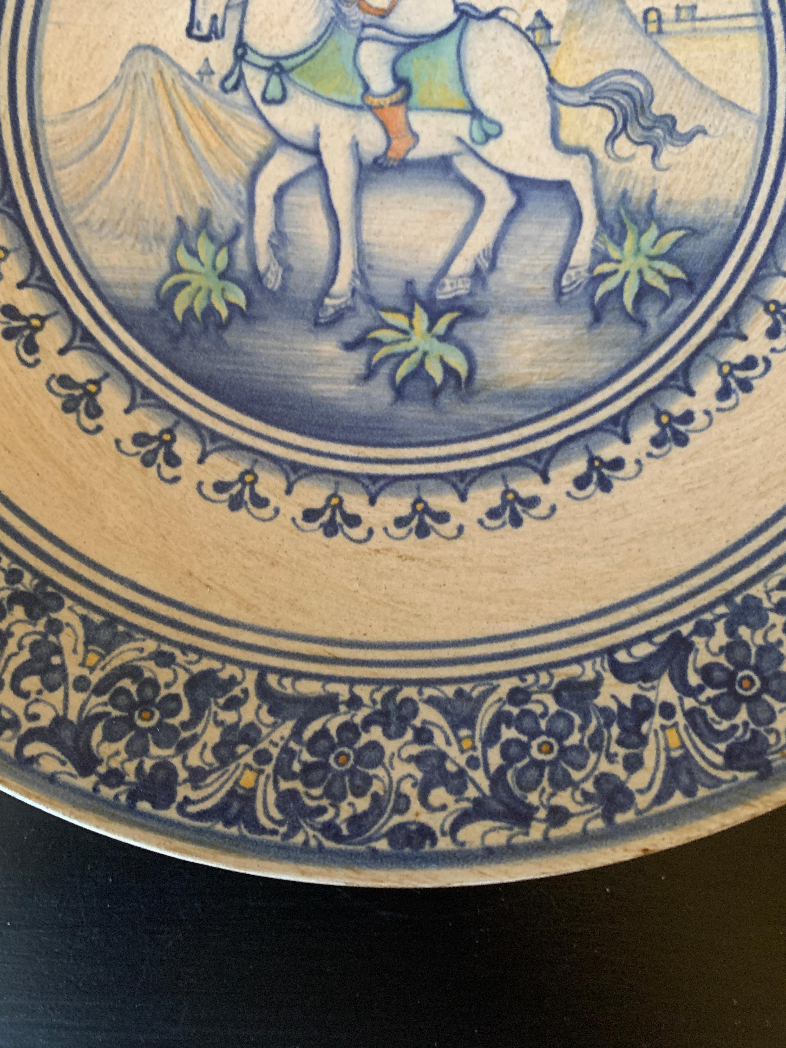 Italienische Provinz Deruta Hand gemalt Fayence Allegorical Keramik Wandteller im Angebot 2