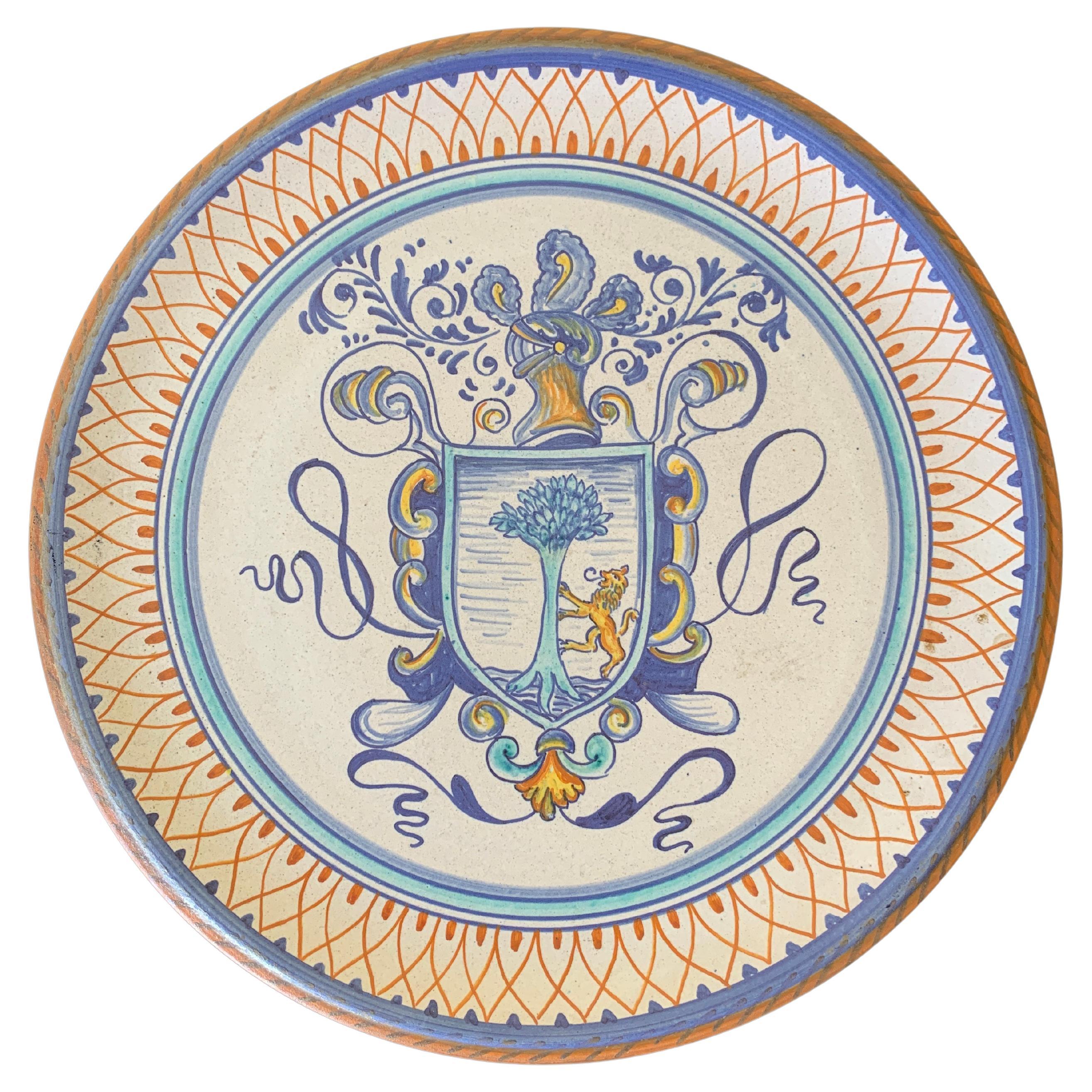 Italian Provincial Deruta Hand Painted Faience Pottery Wall Plate with Crest  For Sale
