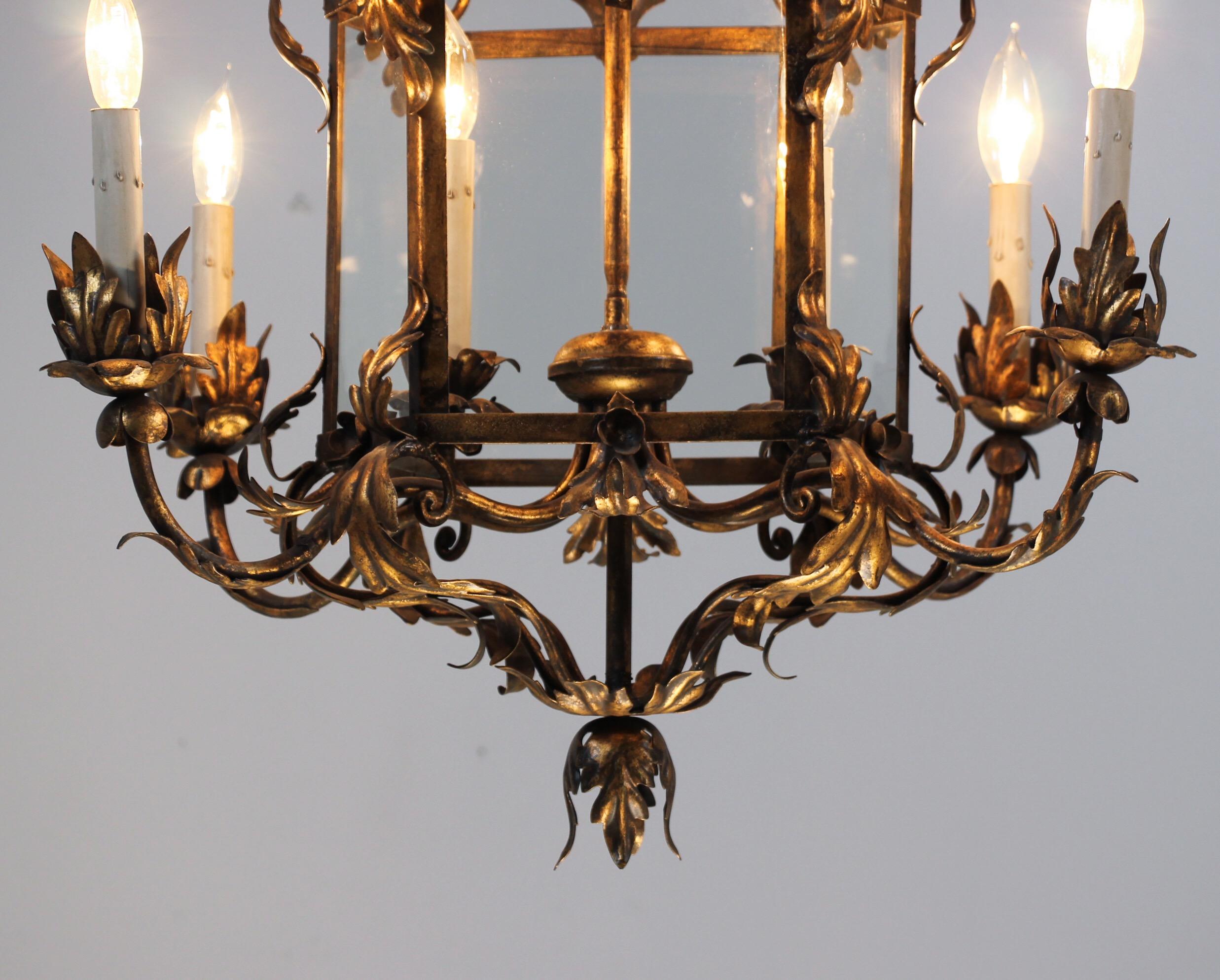Italian Provincial Style Gilt Iron Chandelier In Good Condition In Los Angeles, CA