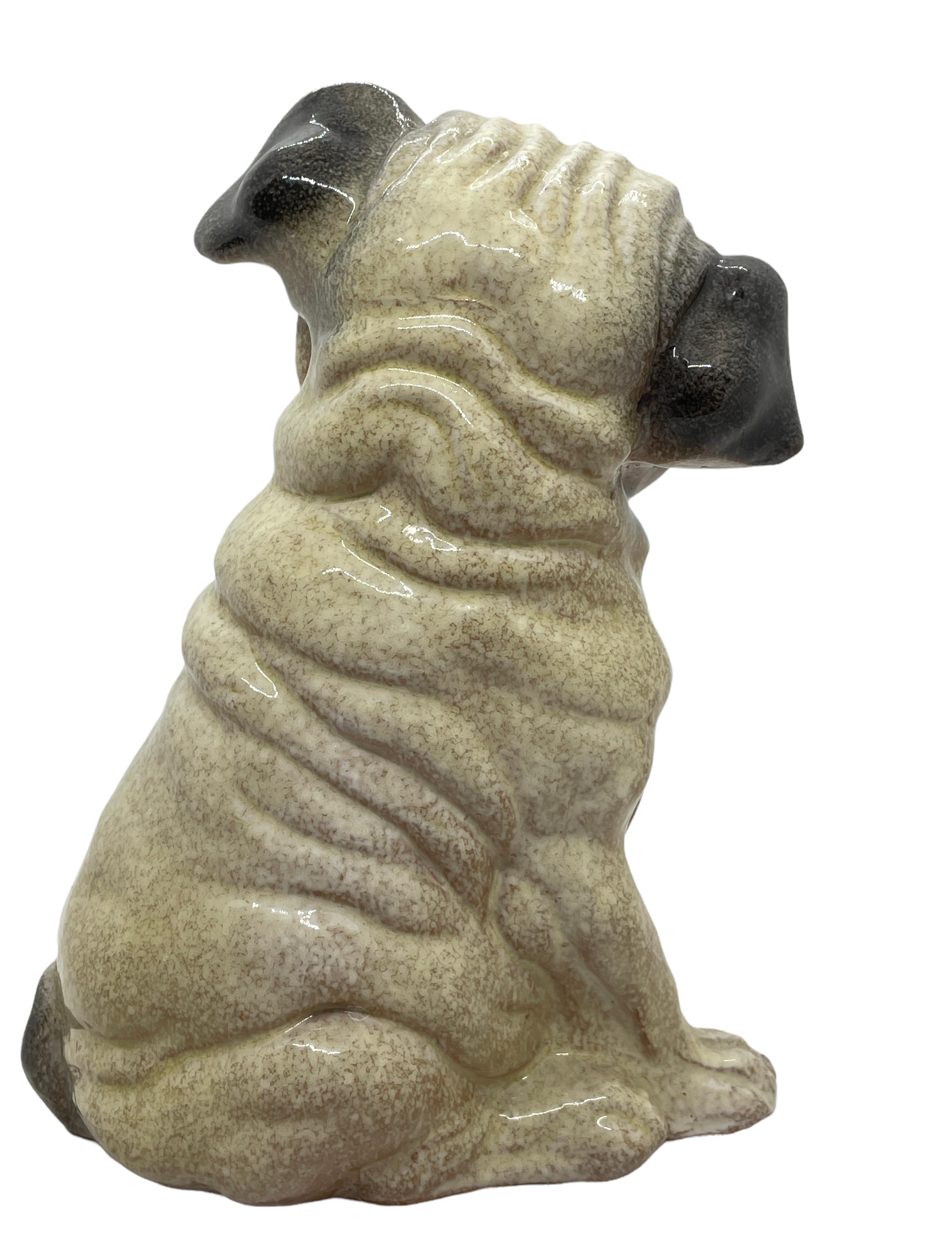 Statue italienne vintage en céramique représentant un chien fourreau, années 1980 Bon état - En vente à Nuernberg, DE