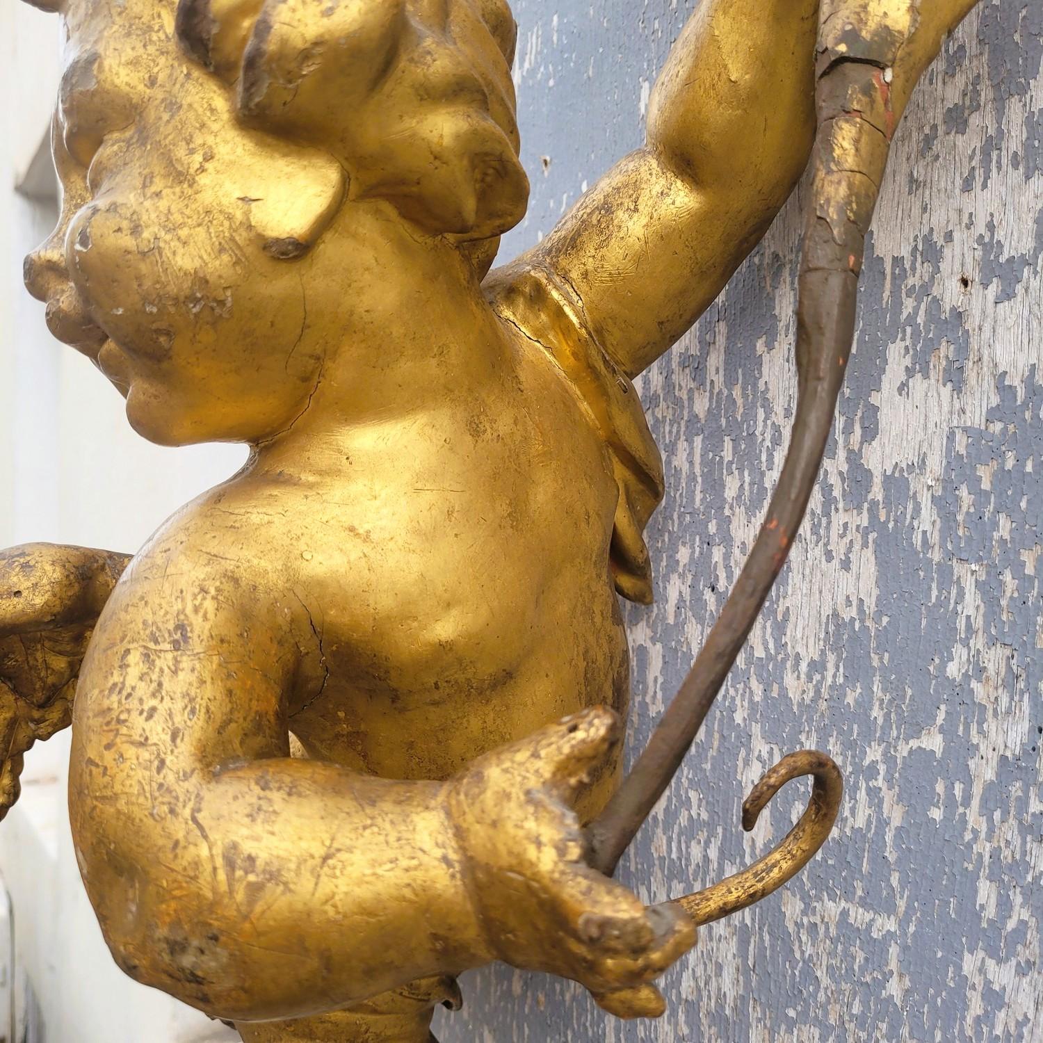 Italian Putto Carved In Gilded Wood, Italy, 18th Century For Sale 7