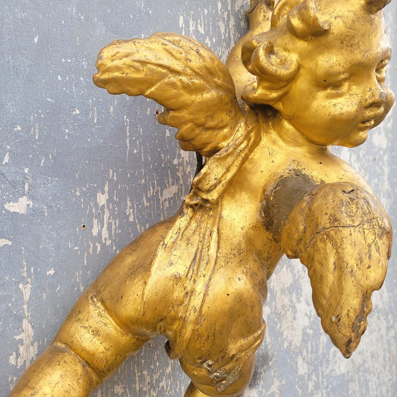 Italian Putto Carved In Gilded Wood, Italy, 18th Century For Sale 4