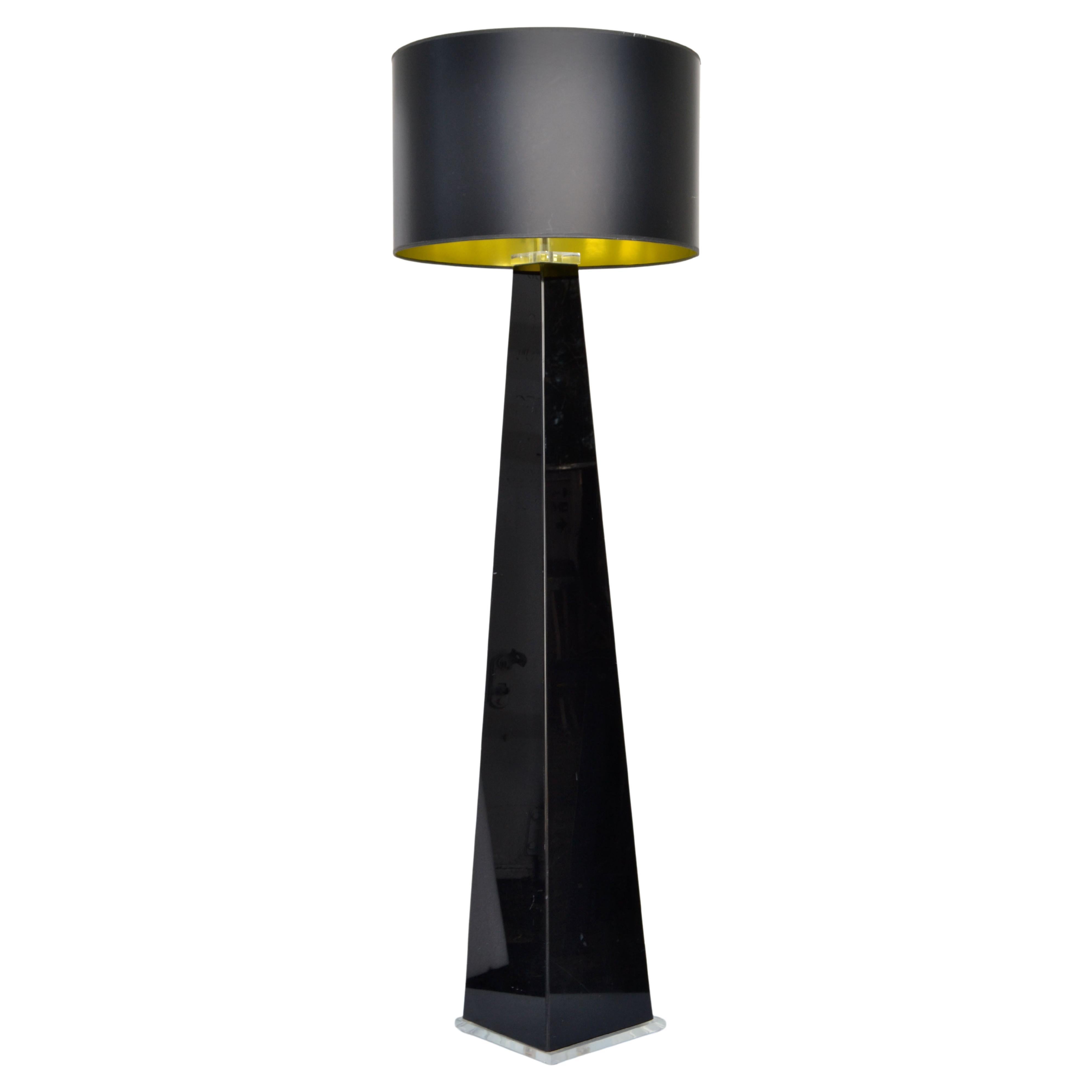 Italian Pyramid Shaped Black & Transparent Lucite Floor Lamp Mid-Century Modern For Sale