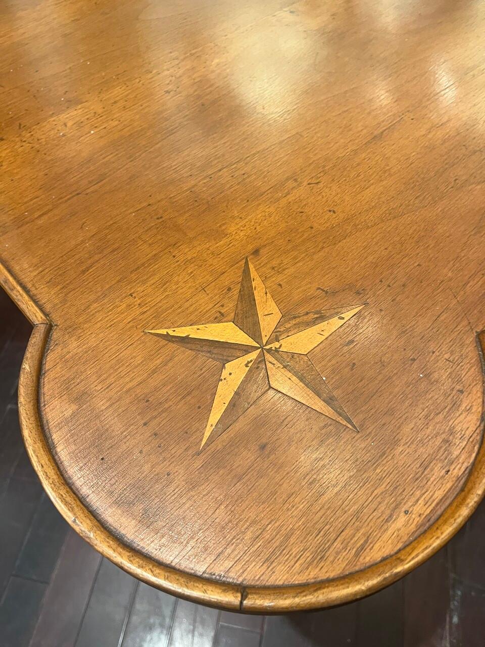 Regina Anna Tavolo da gioco italiano in stile Queen Anne con intarsi a stella in vendita