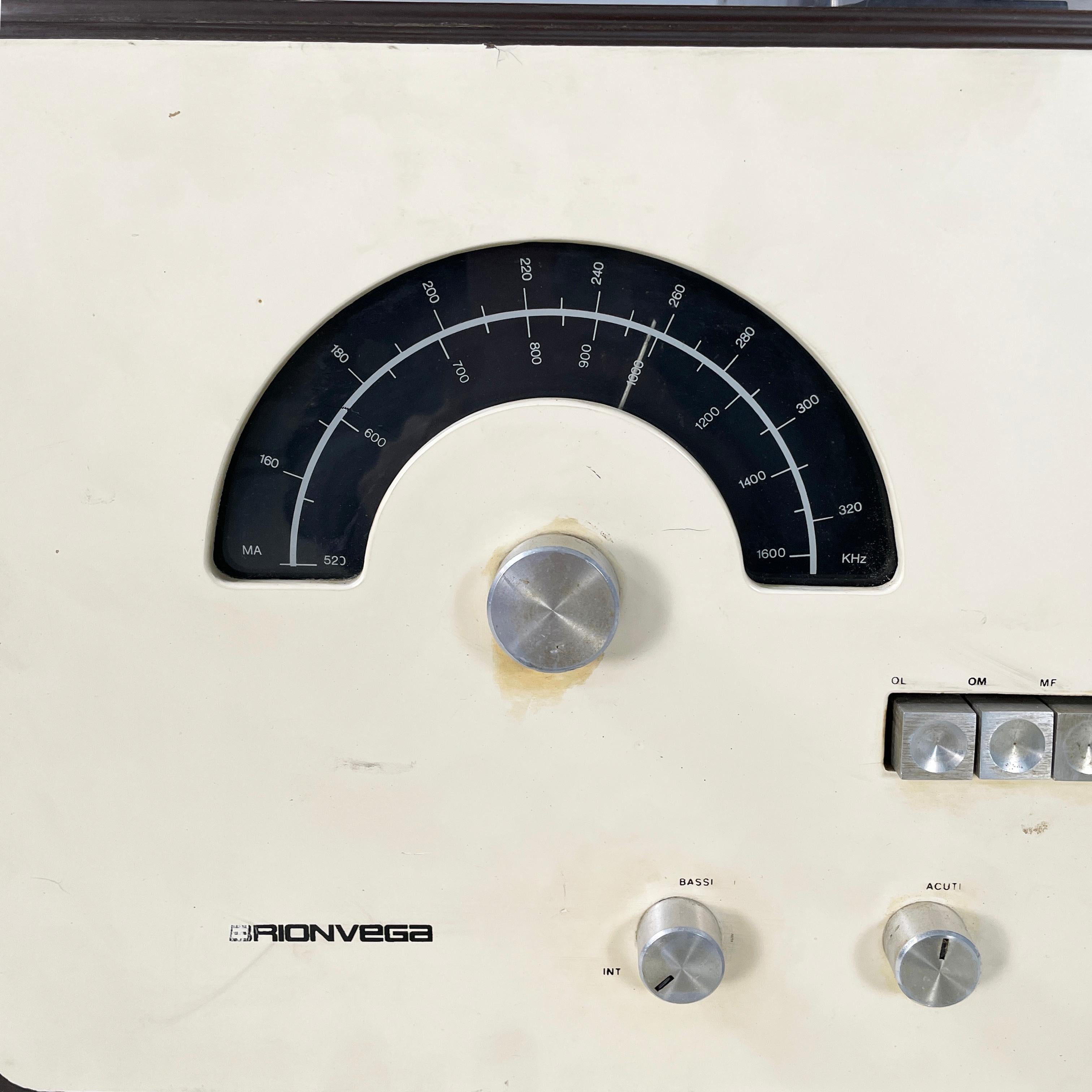Metal Italian Radio phonograph record player RR126 by Castiglioni for Brionvega, 1960s