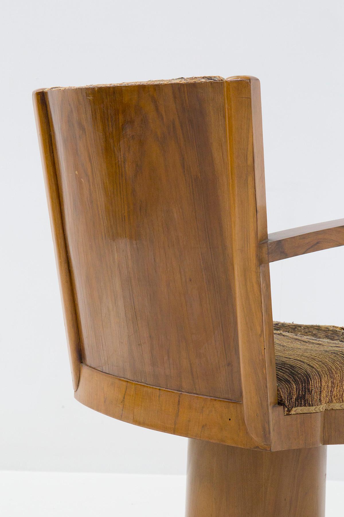 Italian Rationalist Armchair Attributed to a Bottoni Piero For Sale 4