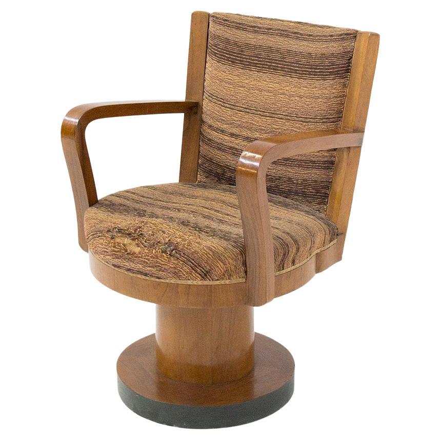 Italian Rationalist Armchair Attributed to a Bottoni Piero For Sale