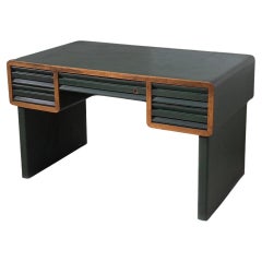 Italian rationalist desk from the Bauhaus period in green metal