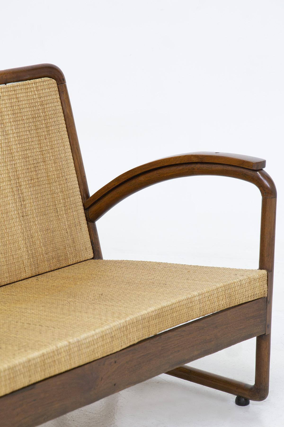 Italian Rationalist Loveseat in Wood and Rattan In Good Condition For Sale In Milano, IT