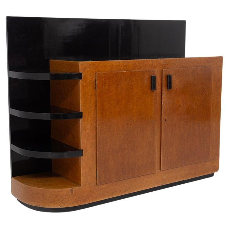 Buffet rationaliste italien de G. Pagano dans le style Bauhaus