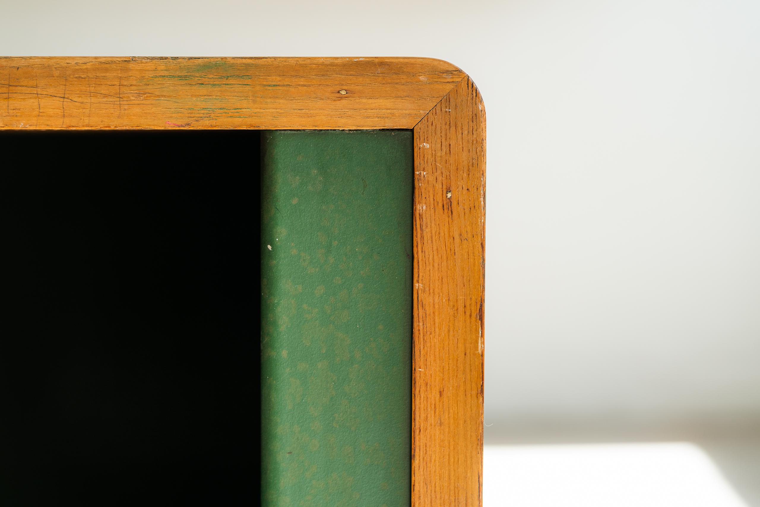 Mid-20th Century Italian Rationalist writing desk, 1940’s For Sale