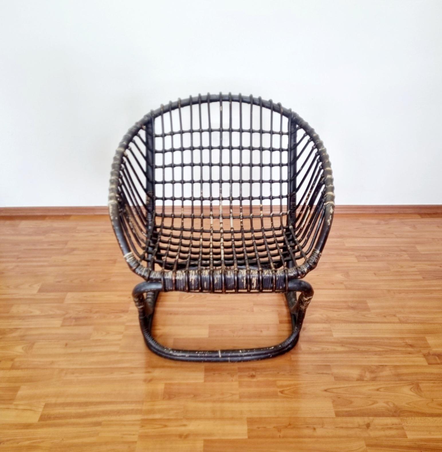 Nice Rattan armchair designed by Tito Agnoli and manufactured by Bonacina
Made in Italy in the 60s