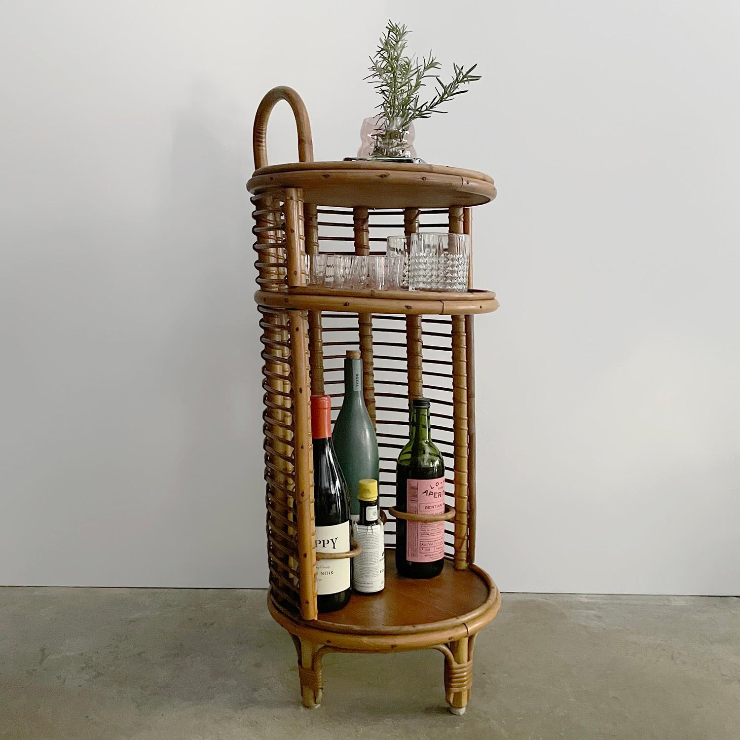 Chariot de bar italien en rotin et bambou en vente 3