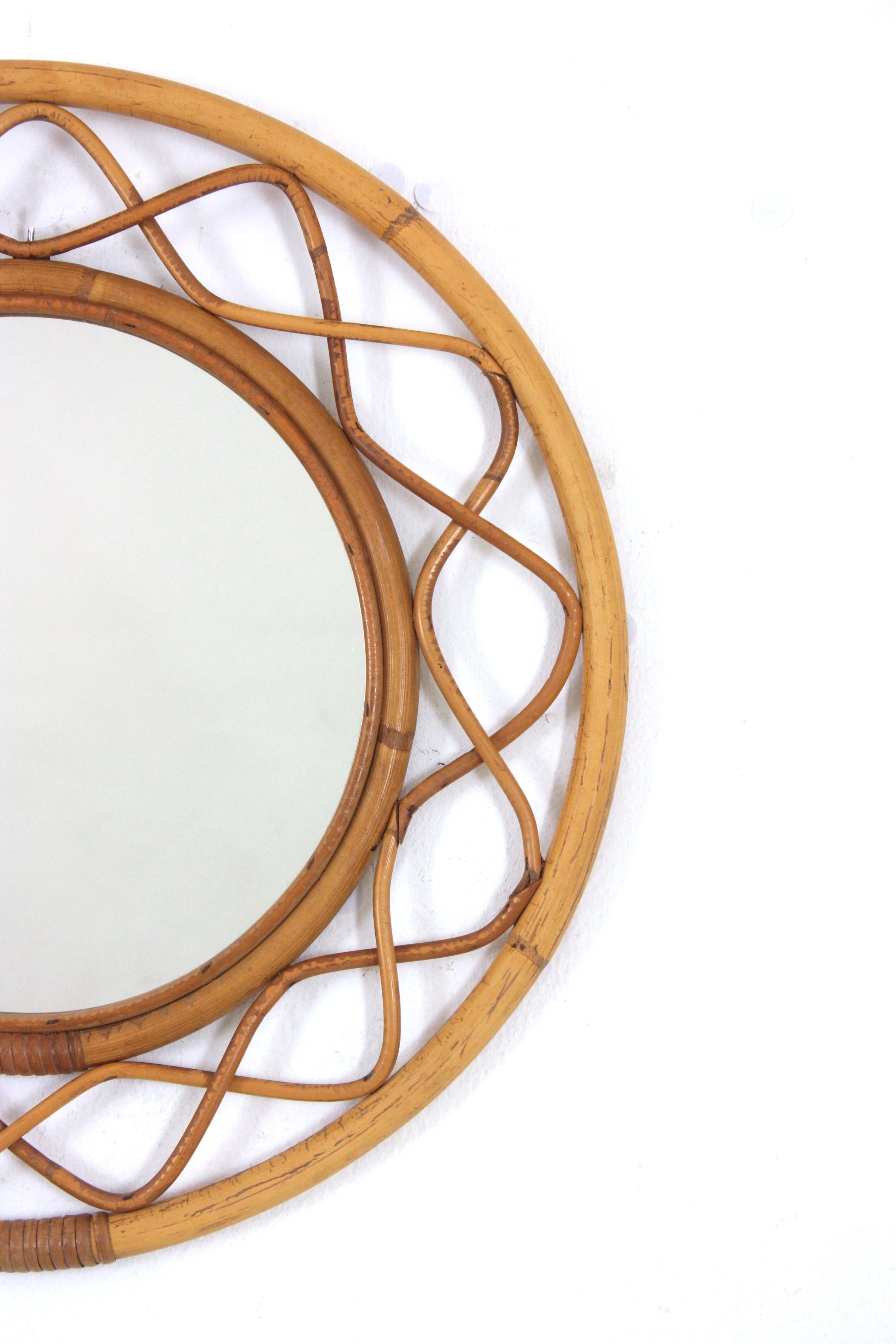 Bambù Specchio rotondo italiano in rattan e bambù, Franco Albini Syle, anni '60 in vendita