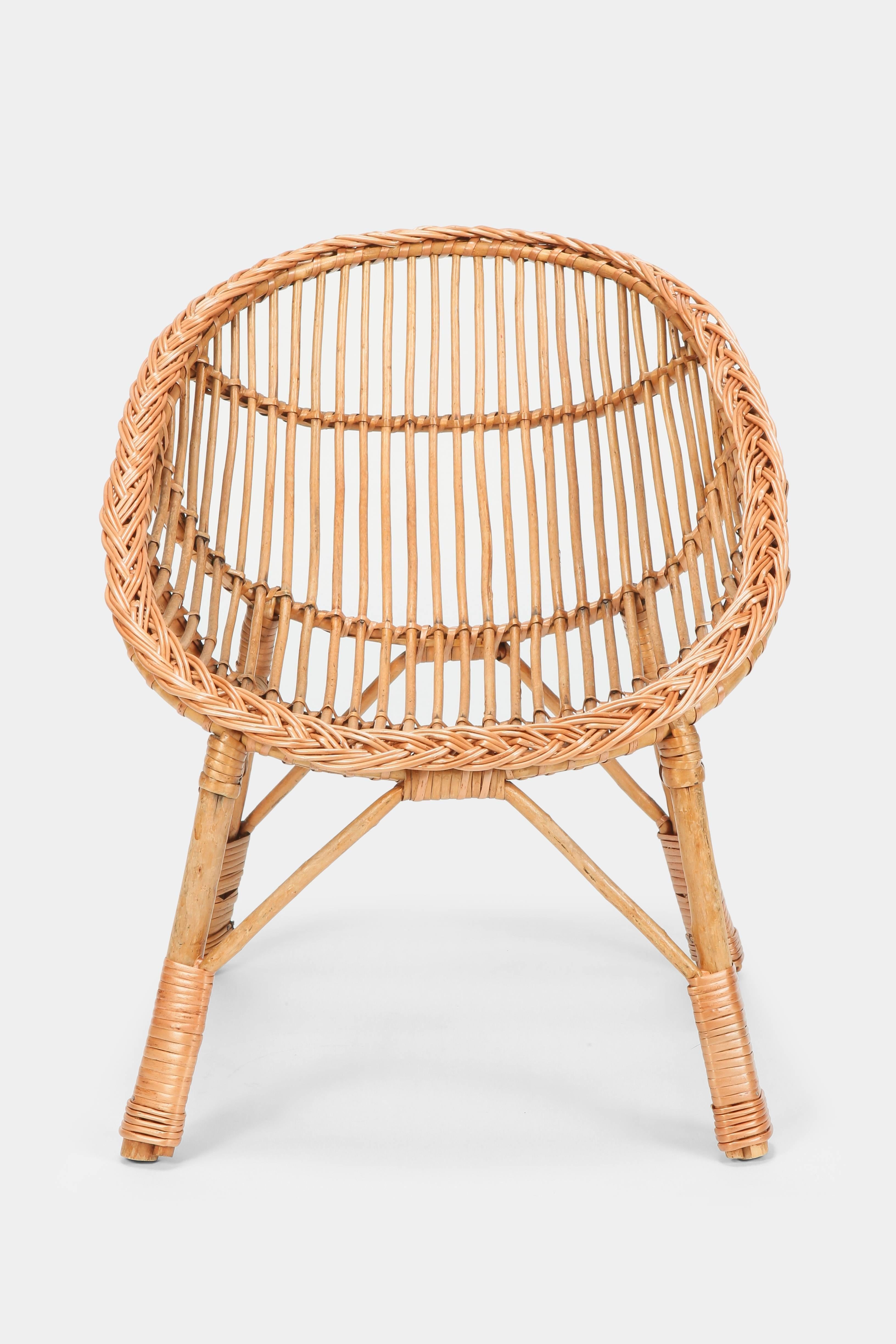 Mid-Century Modern Italian Rattan Children’s Chair 1950s For Sale
