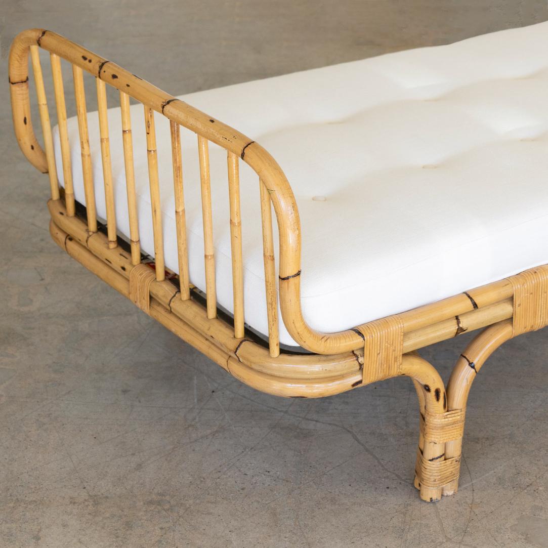 queen rattan daybed