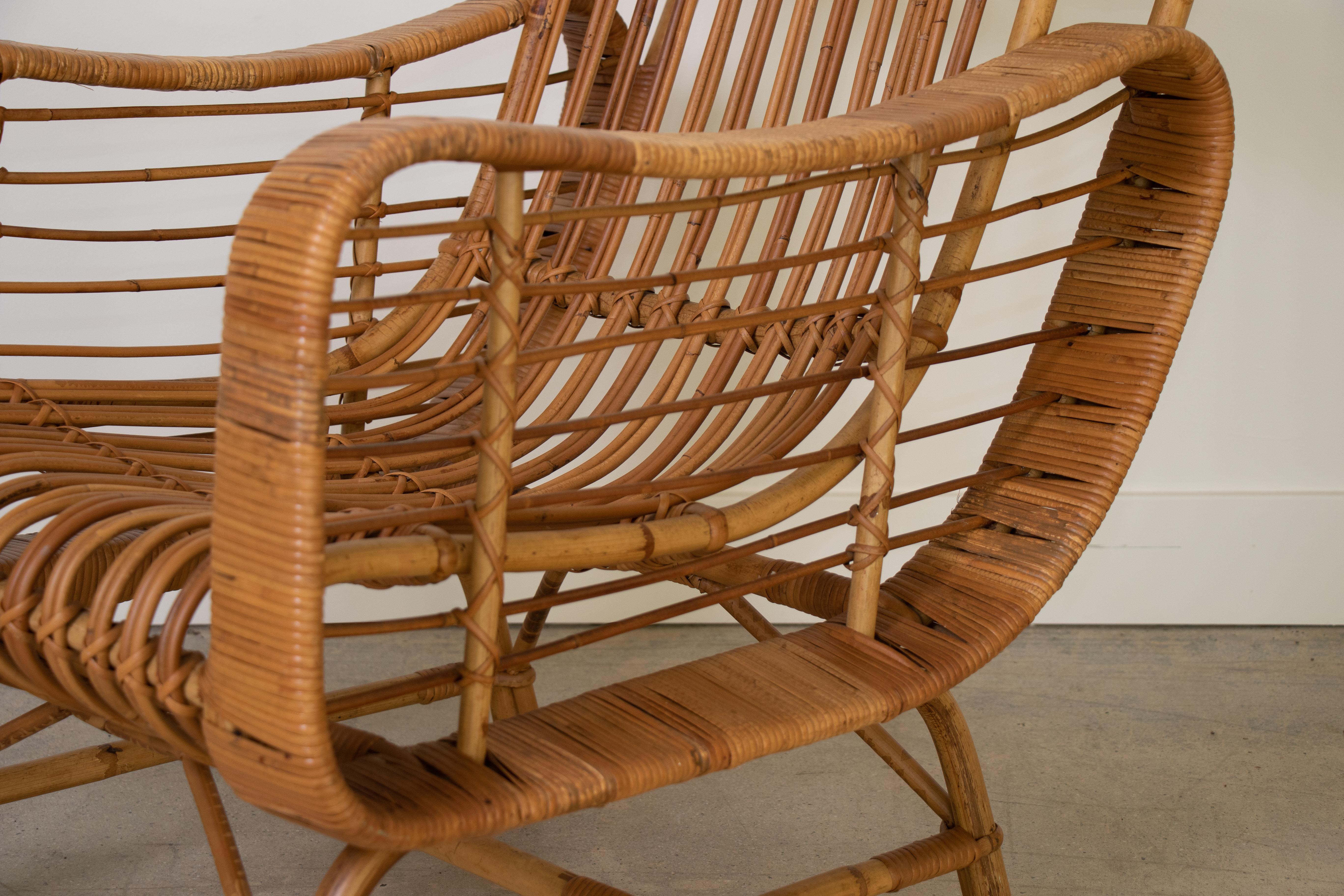 Italian Rattan Lounge Chair In Good Condition In Los Angeles, CA