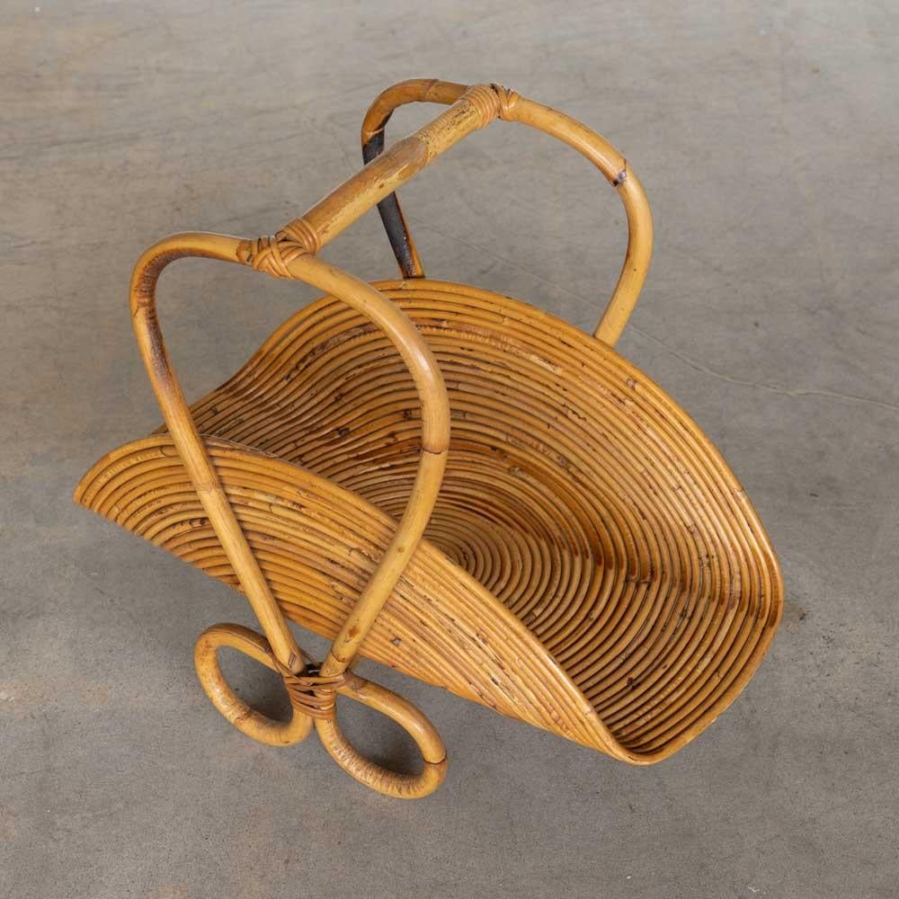 Portariviste in rattan italiano in vendita 6