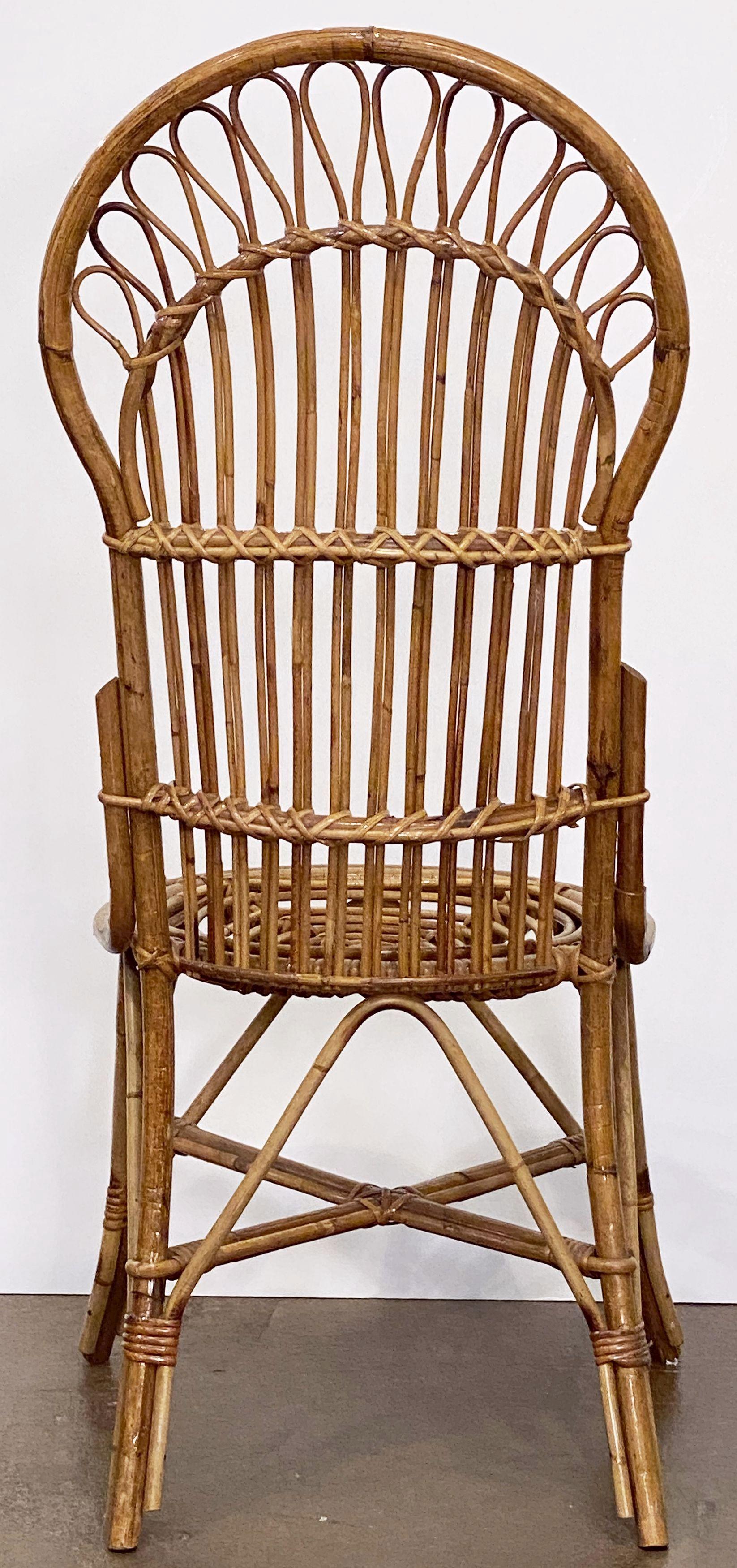 Italian Fan-Backed Chair of Rattan and Bamboo from the Mid-20th Century For Sale 15