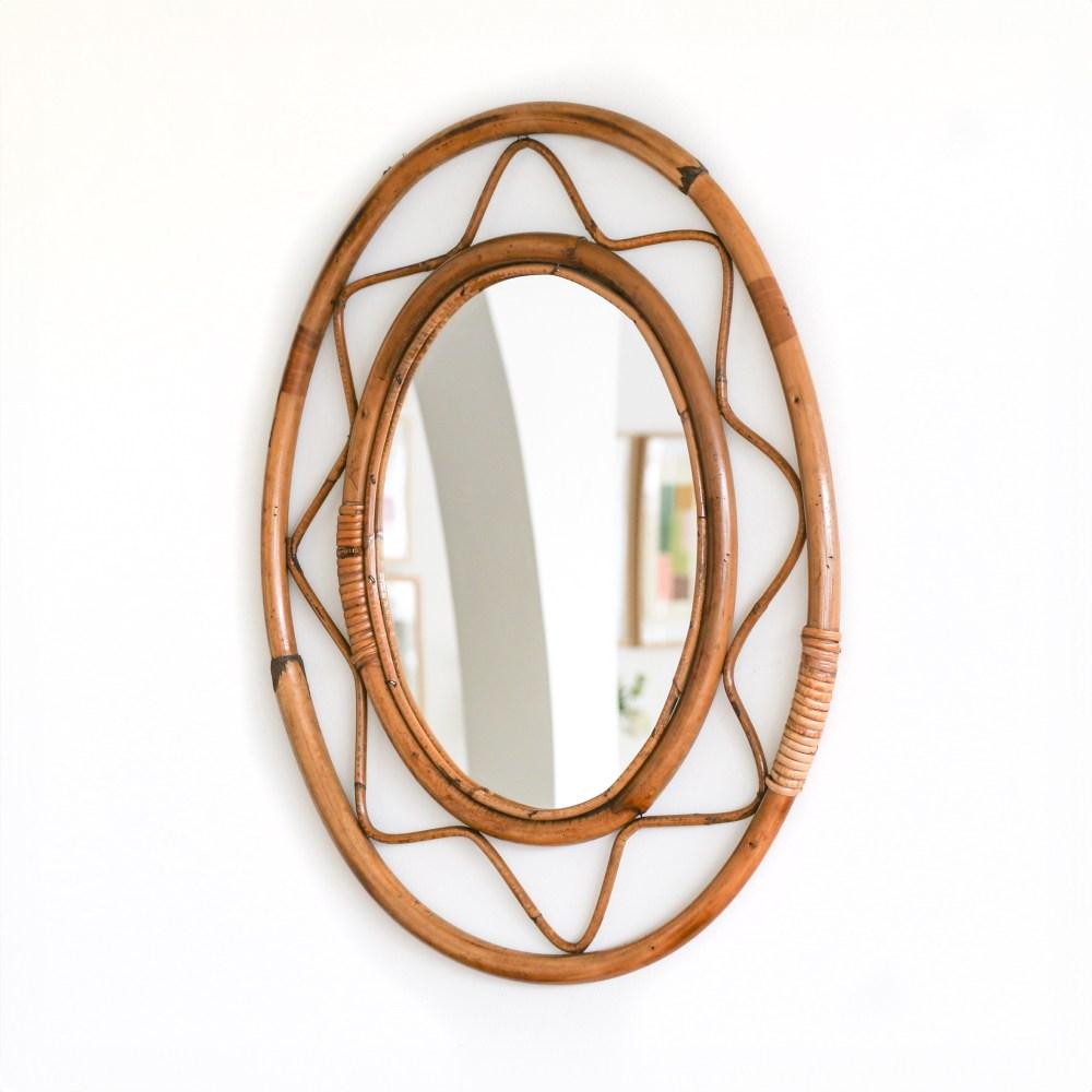 20ième siècle Miroir ovale en rotin italien en vente