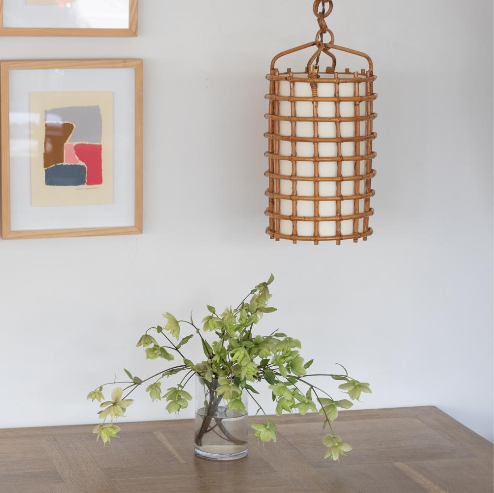 Italiano Lampada a sospensione in rattan italiano in vendita