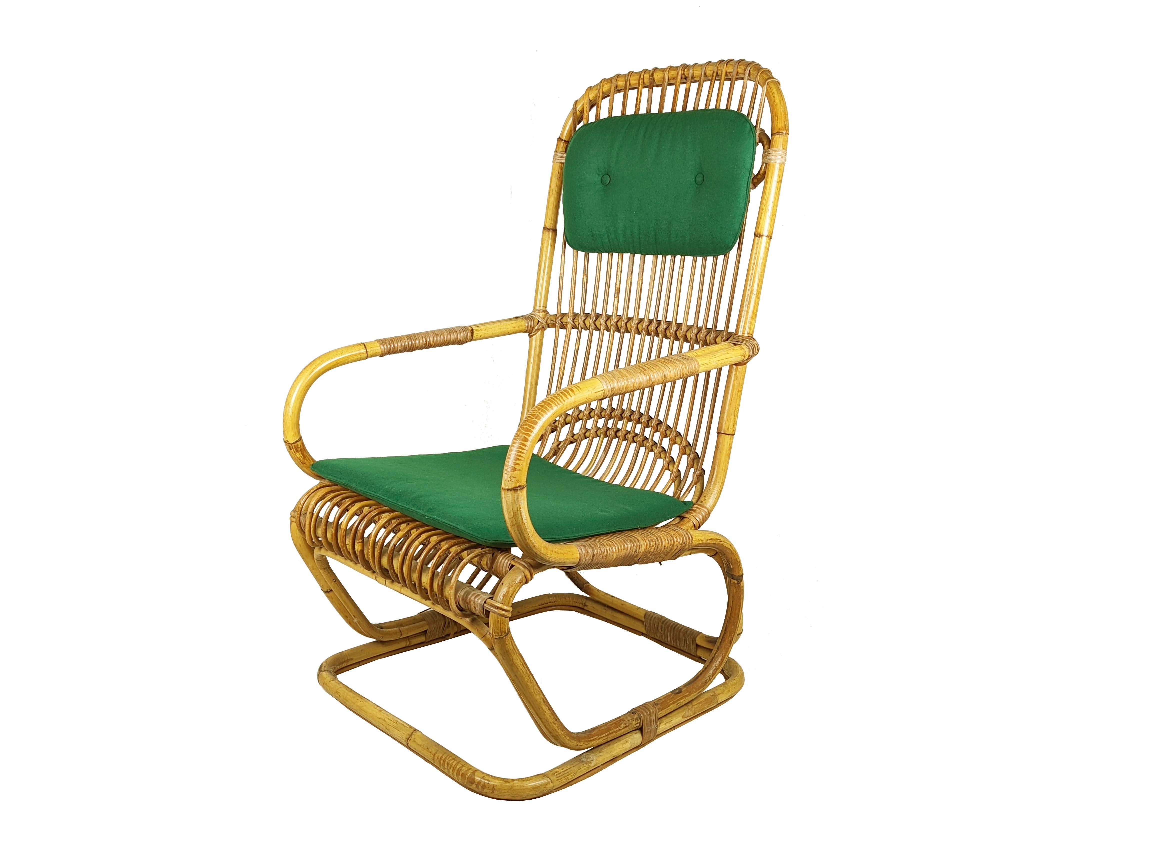 Hand-Crafted Italian green wool, Rattan & Rush 1960s Armchairs, Set of 2 For Sale