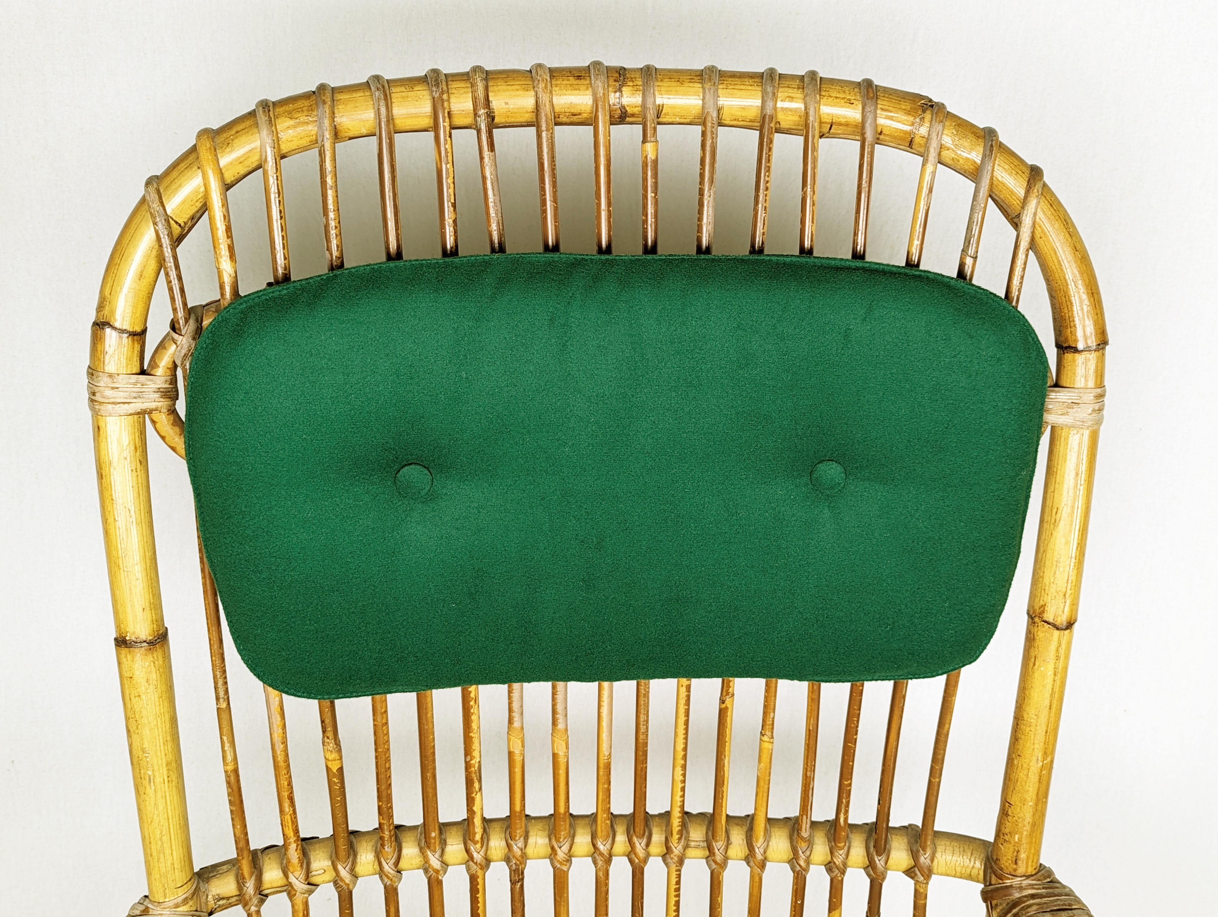This beautiful pair of rattan and rush armchairs was produced in Italy around 1960. 
One armchair show few rattan losses at one armrest and at the base, as showed in the pictures.
Small restoration works. The finish is original and shows signs of