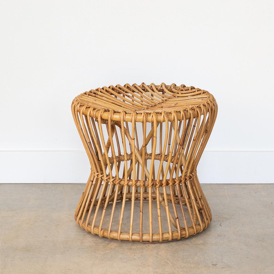 Wonderful circular rattan stool with slatted rattan from Italy, 1960's. Great condition in original finish.
