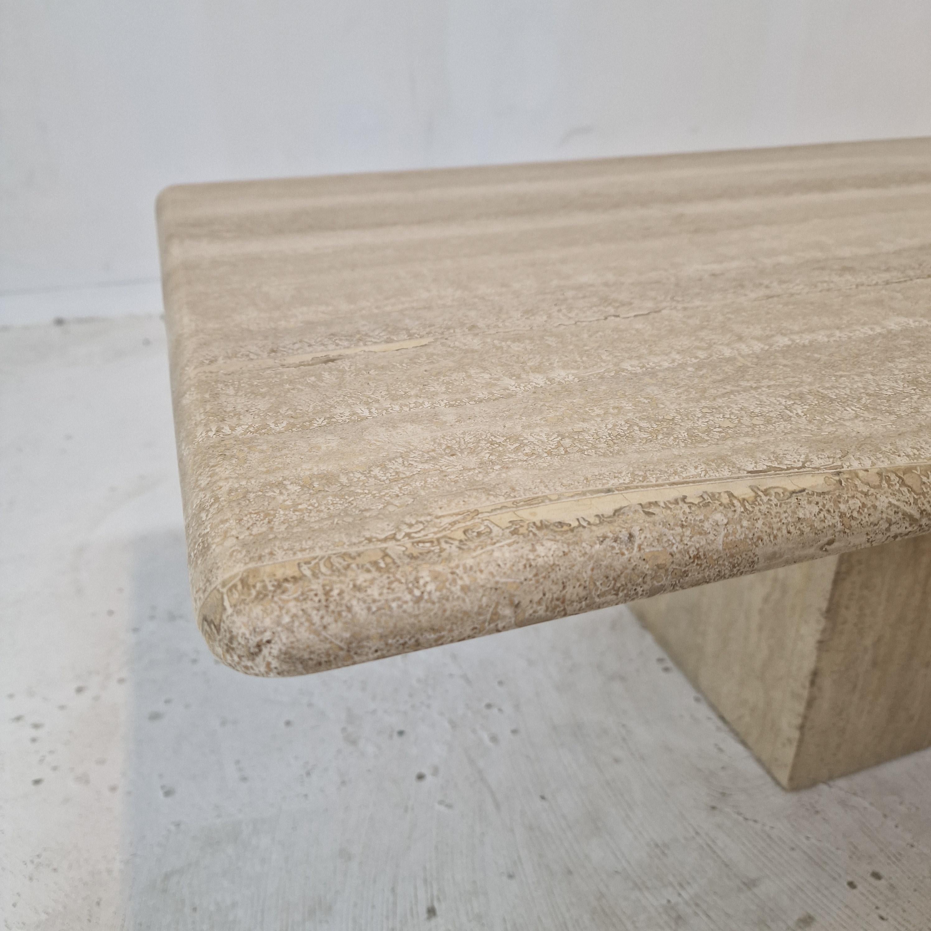 Italian Rectangle Coffee Table in Travertine, 1980s For Sale 7