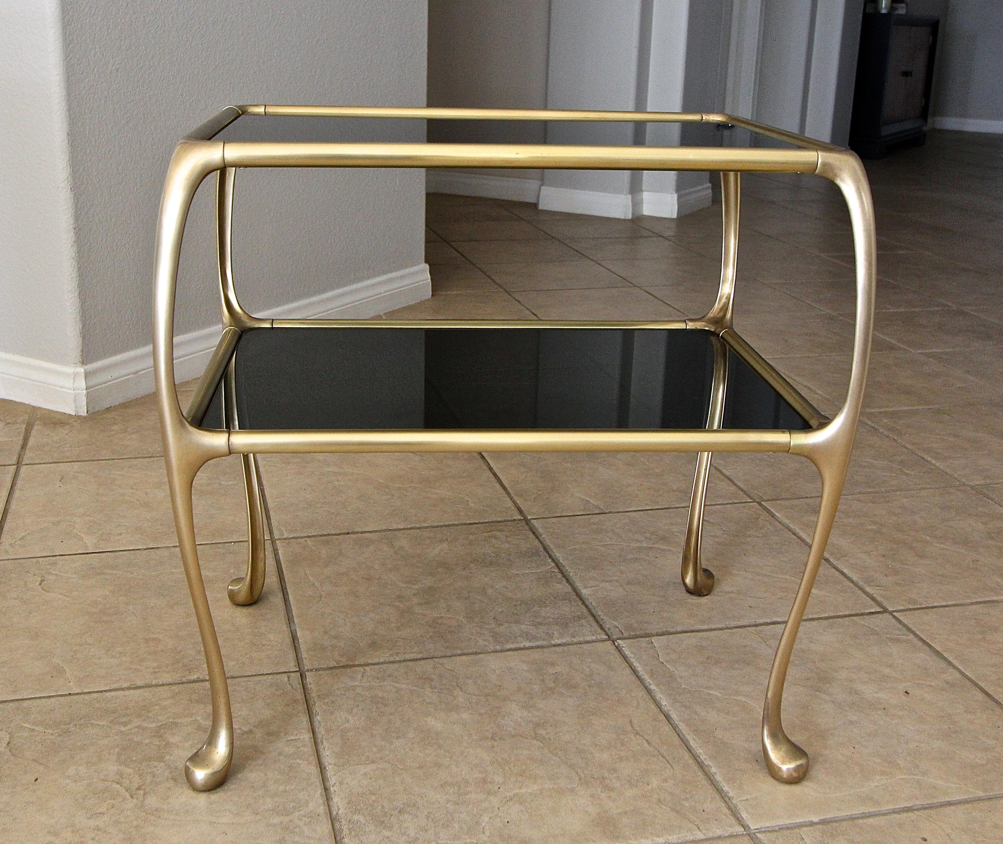 Italian Rectangular 2-Tier Brass End or Side Table For Sale 4