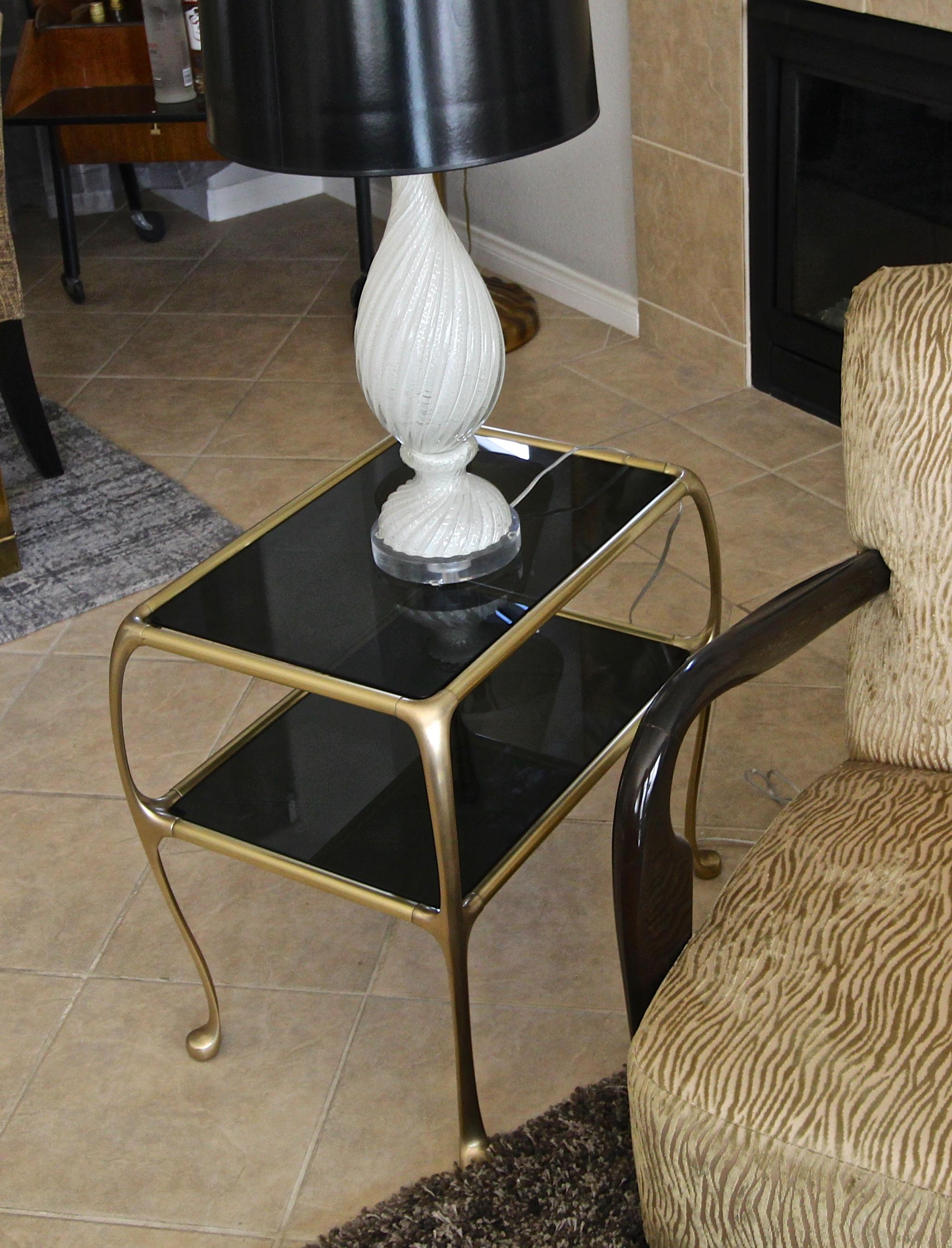 Italian Rectangular 2-Tier Brass End or Side Table For Sale 5