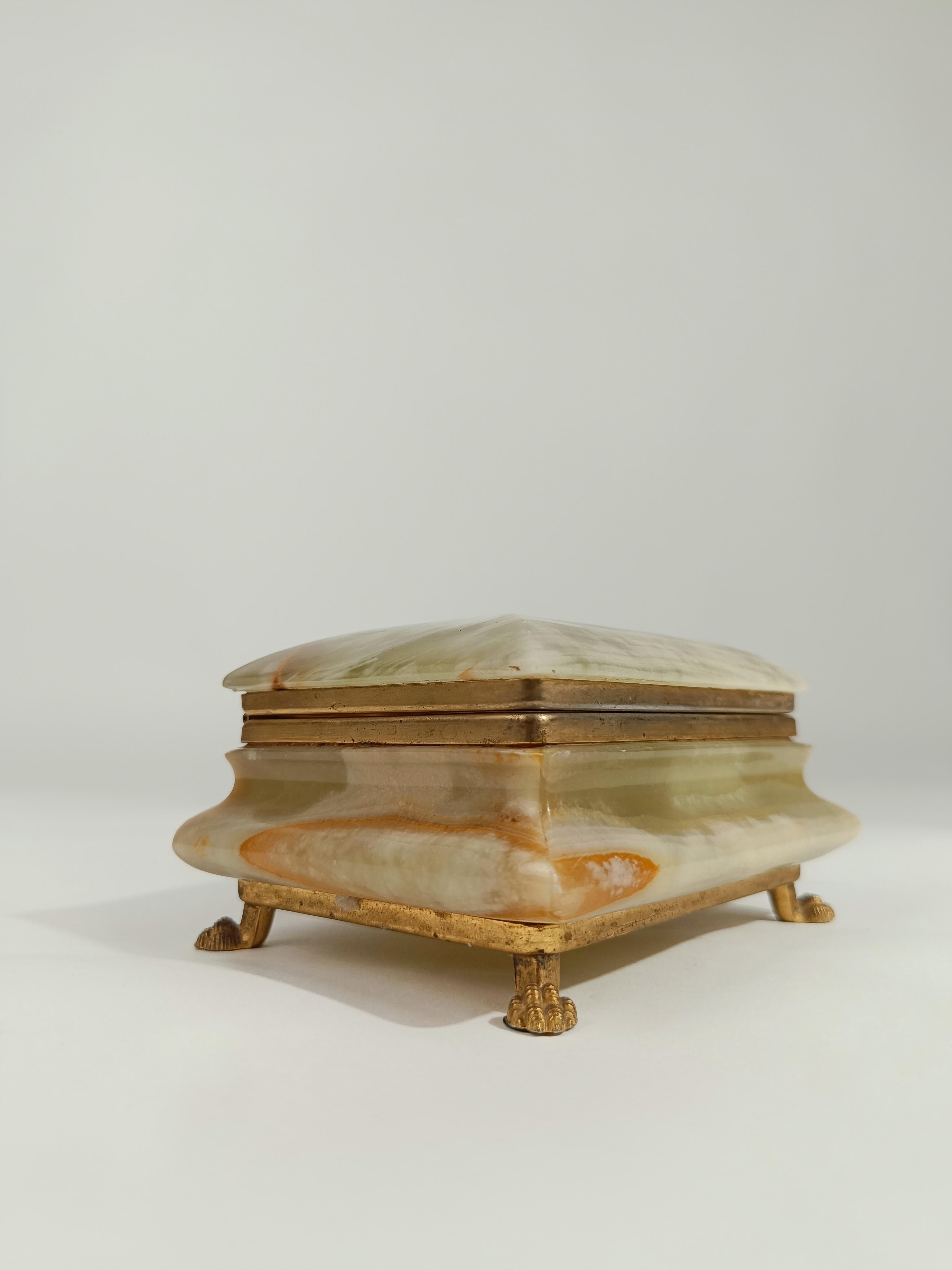Italian Rectangular Green Onyx Marble Box with Gilded Feet, 50ss For Sale 3
