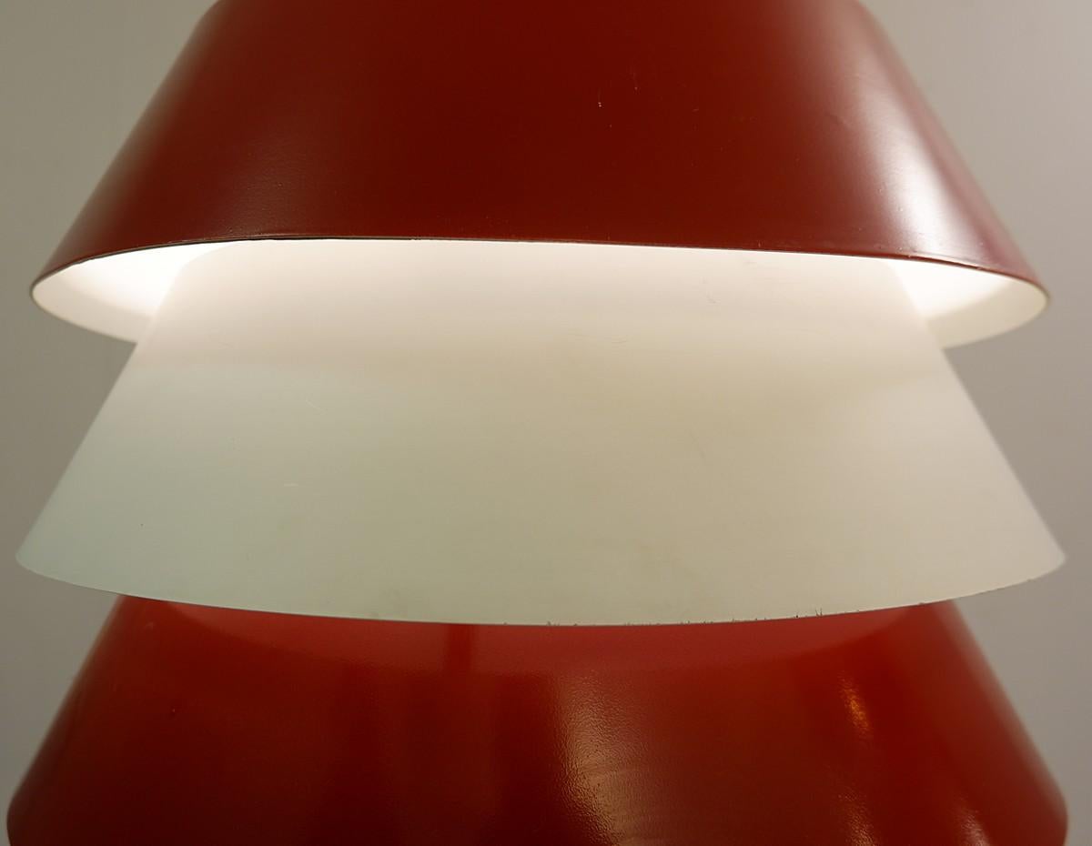 Italian red and white metal pendant lamp, 1960s.