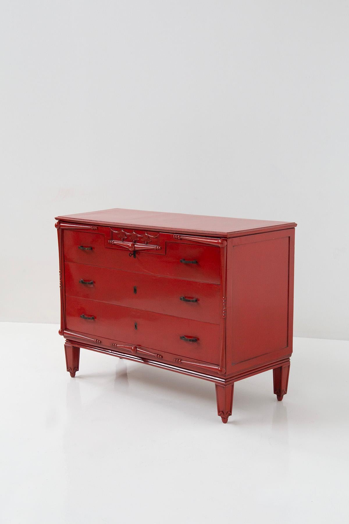 Early 20th Century Italian Red Chest of Drawers Attributed. a Piero Portalupi For Sale