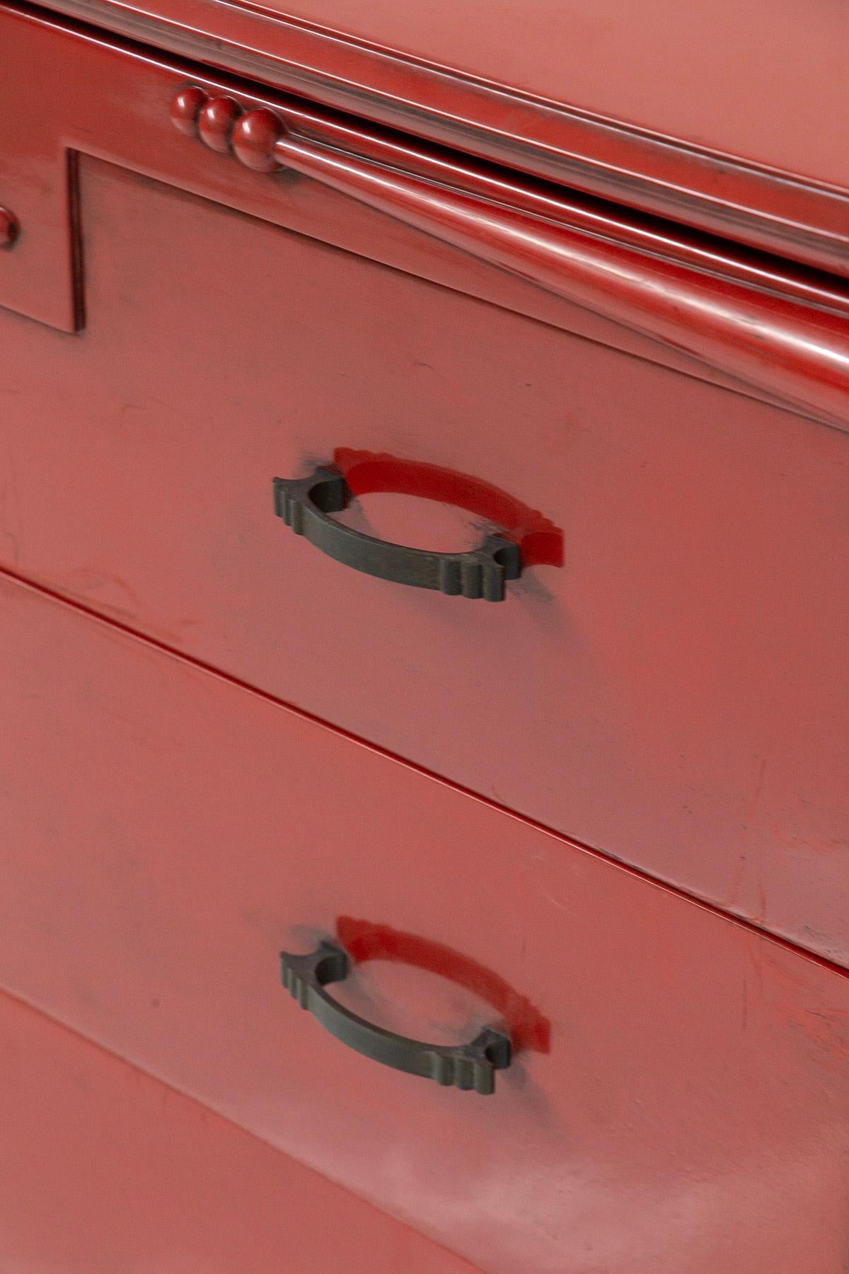 Italian Red Chest of Drawers Attributed. a Piero Portalupi For Sale 3