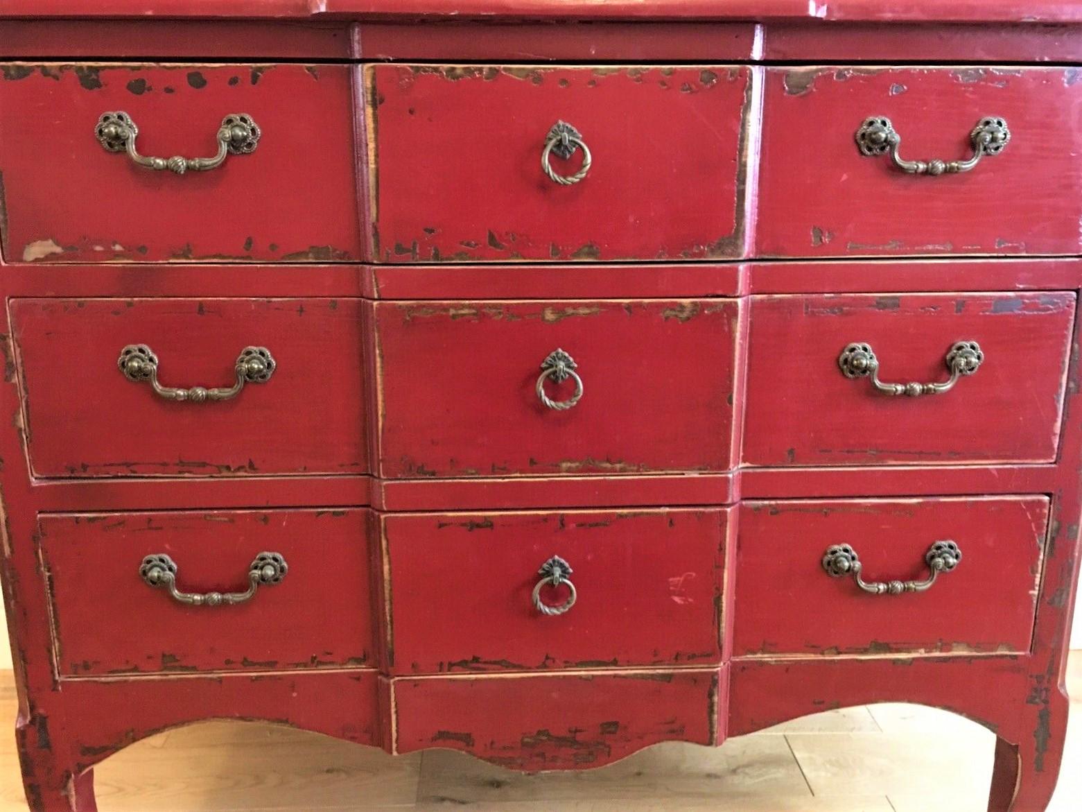 Louis XV Italian Red Lacquer Commode Chest of Drawers For Sale