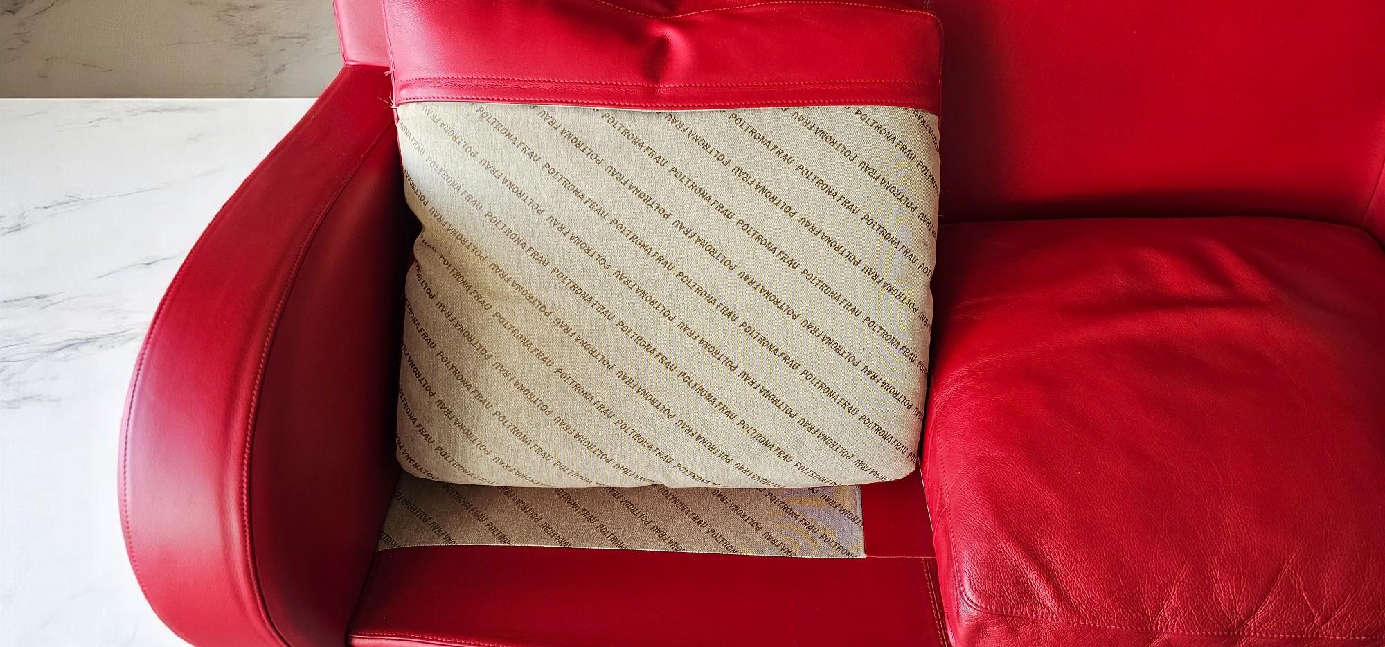 Italian Red Leather Sofa Daisy by Poltrona Frau, Italy 2008 For Sale 11