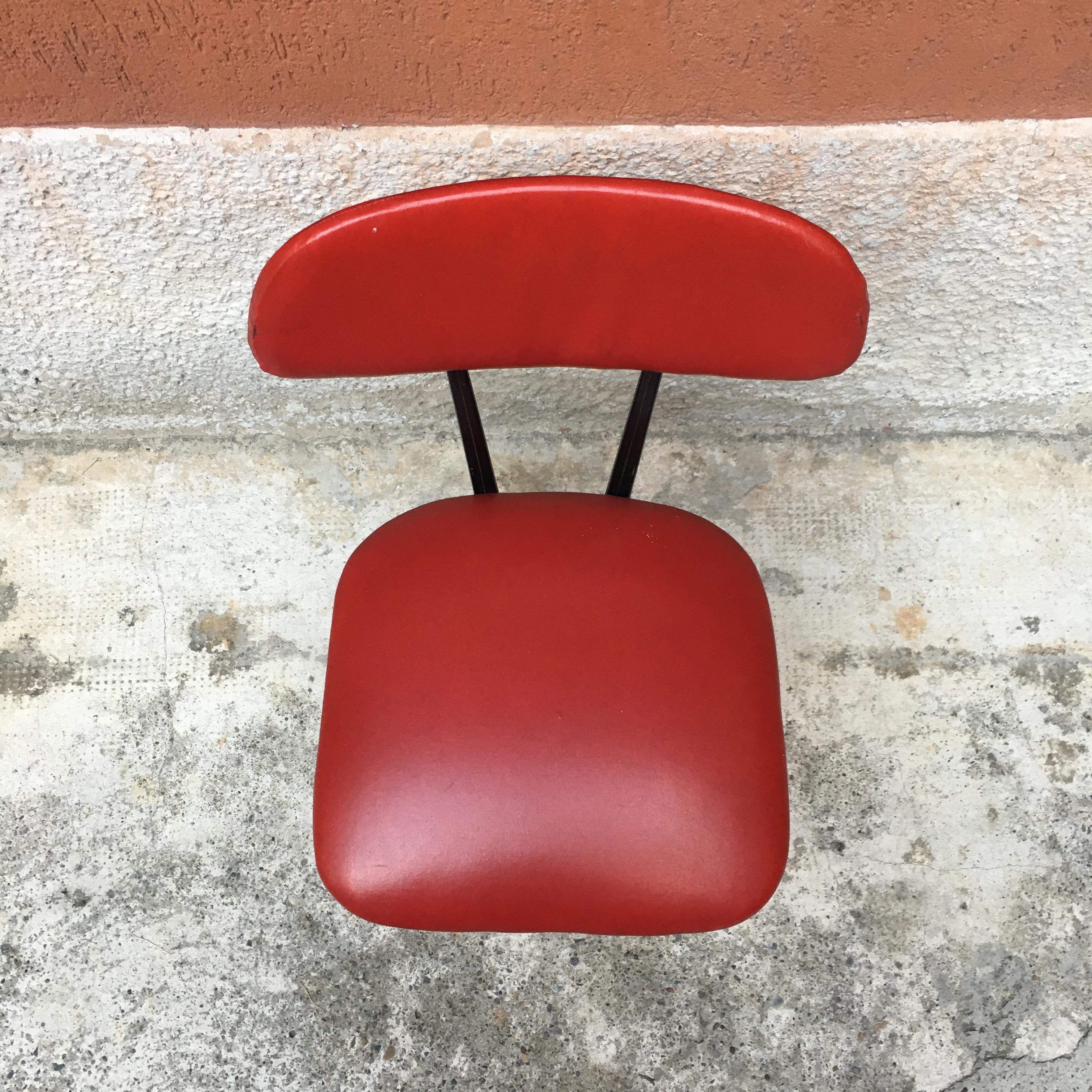 Italian Red Leatherette and Metal Legs Chairs, 1960s In Excellent Condition In MIlano, IT